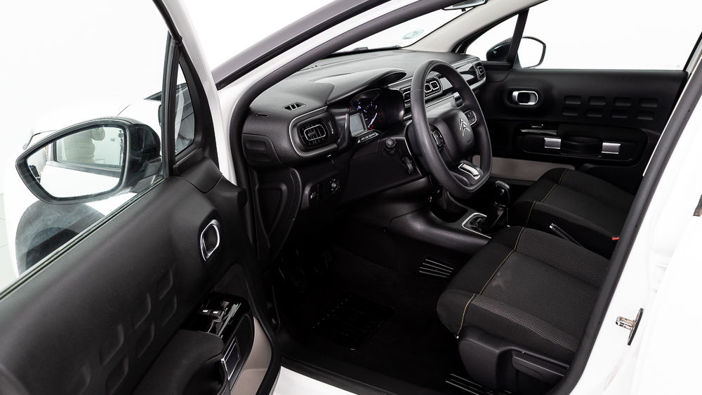 citroen c3 origin max 1.2 PURETECH 83 2024 blanco banquise / negro 13