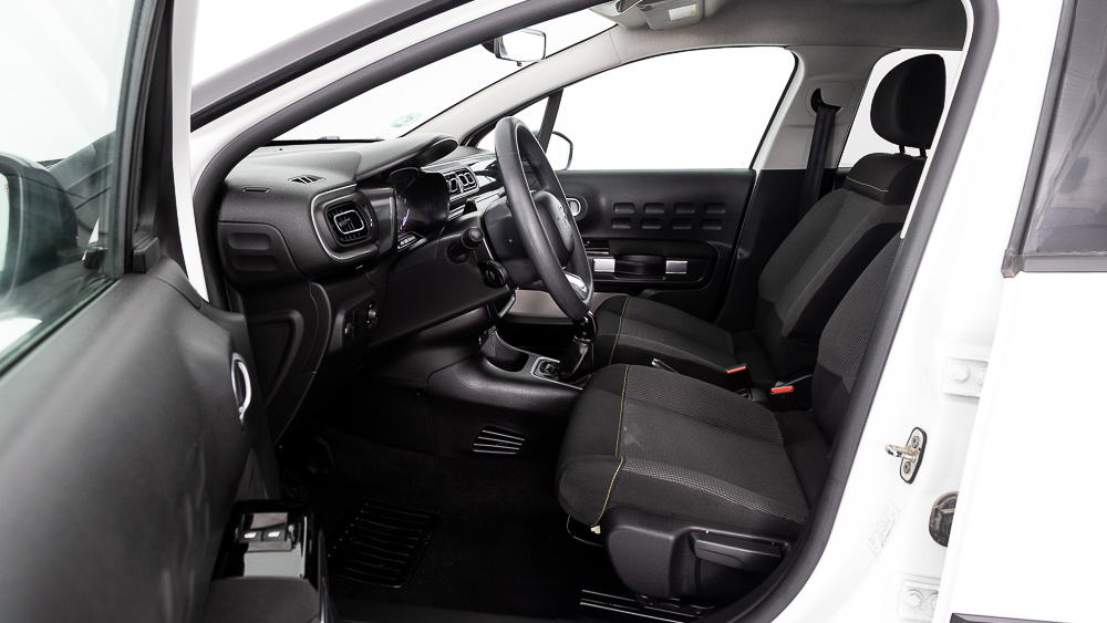 citroen c3 origin max 1.2 PURETECH 83 2024 blanco banquise / negro 14