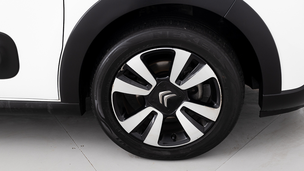 citroen c3 origin max 1.2 PURETECH 83 2024 blanco banquise / negro 24