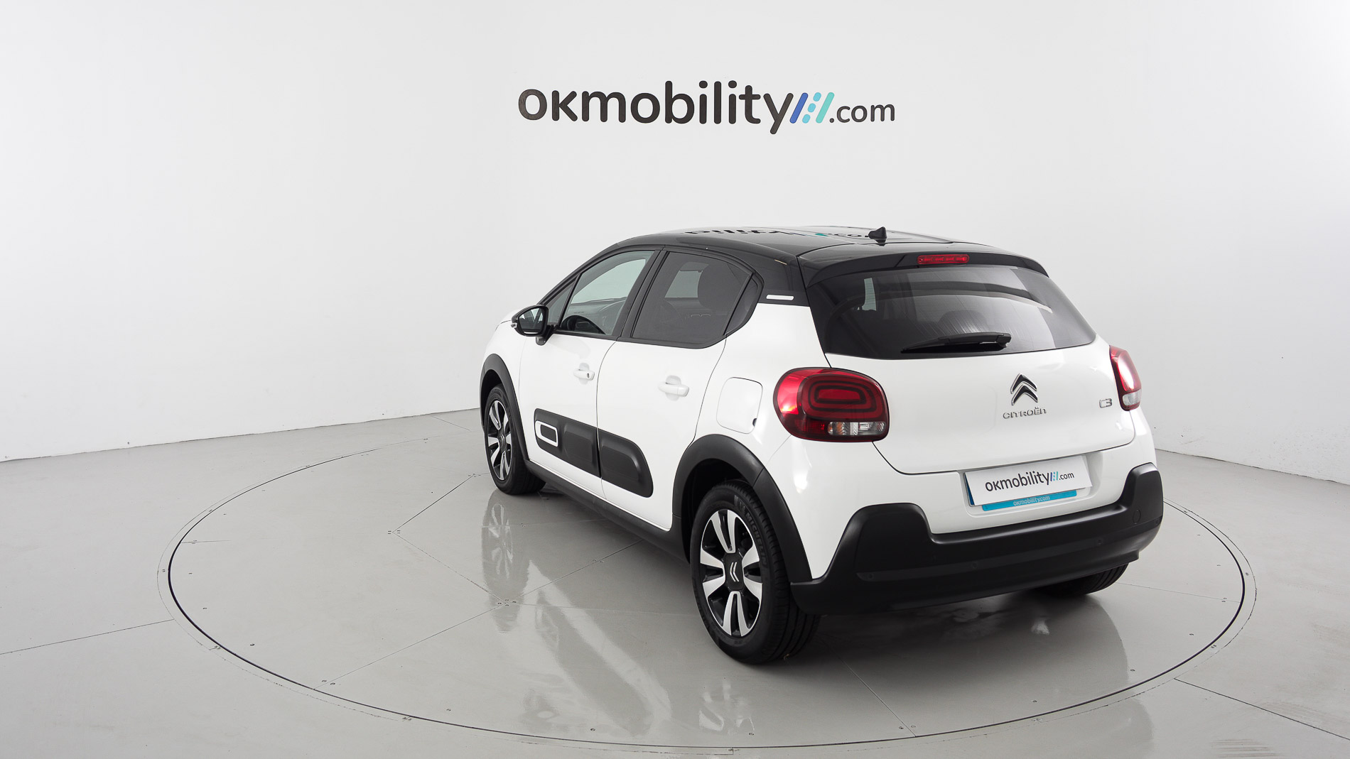 citroen c3 origin max 1.2 PURETECH 83 2024 blanco banquise / negro 10