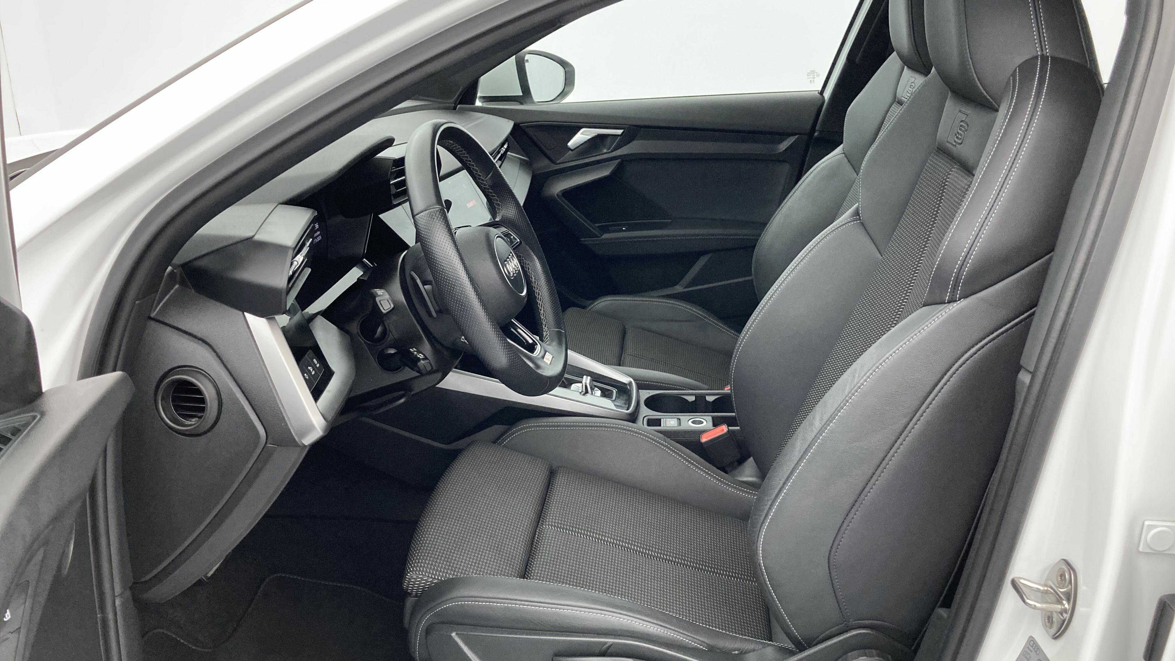 audi a3 sportback s line 35 TFSI 150 STRONIC 2023 ibis weiss 14