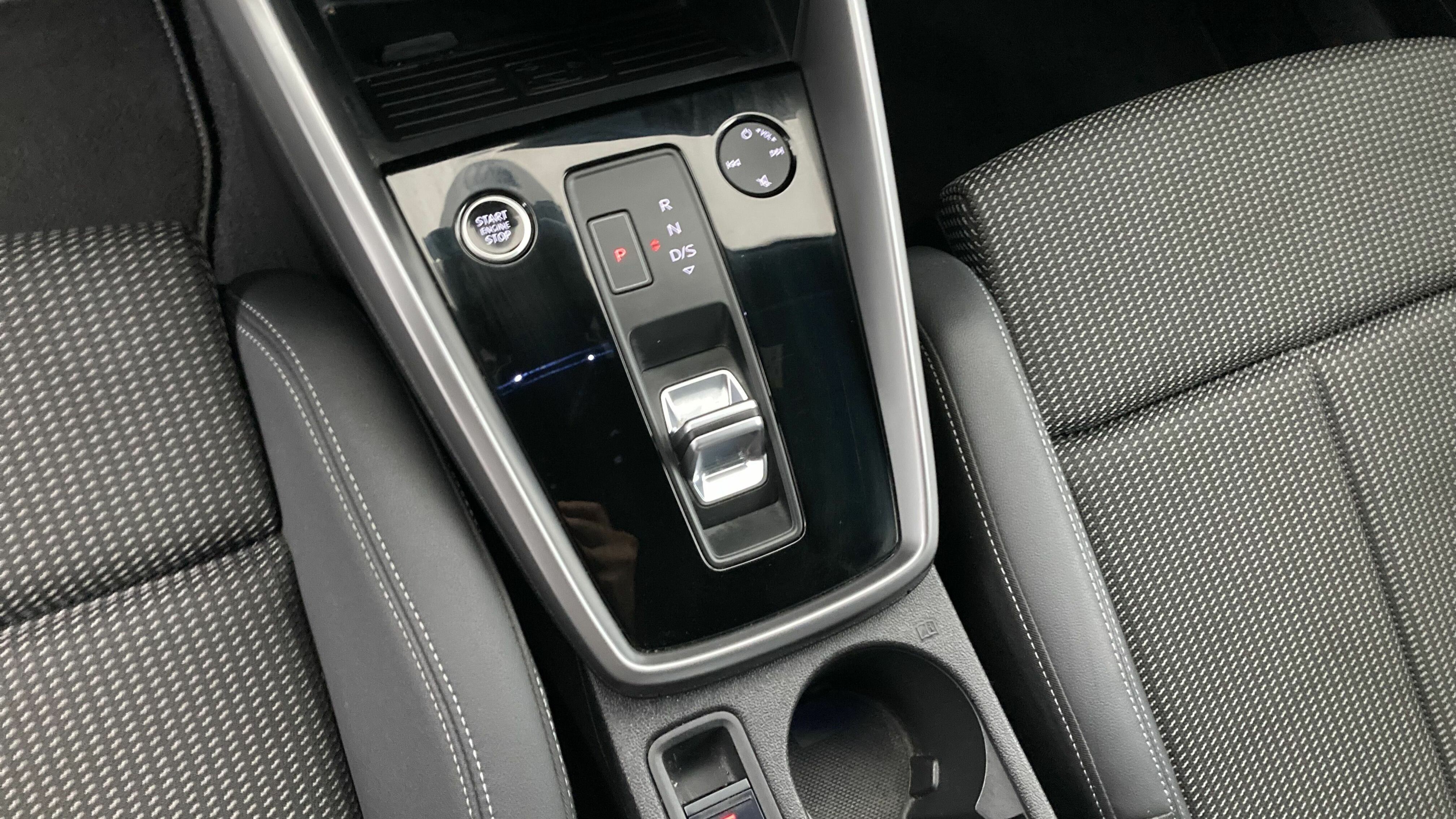 audi a3 sportback s line 35 TFSI 150 STRONIC 2023 ibis weiss 20