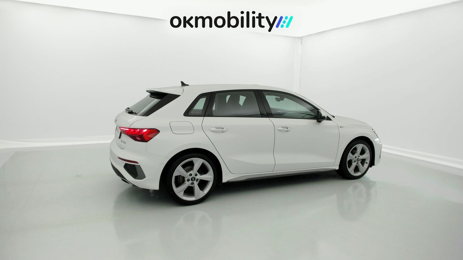 audi a3 sportback s line 35 TFSI 150 STRONIC 2023 ibis weiss 12