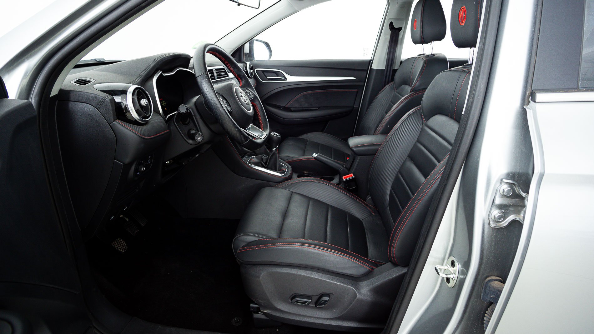 mg zs luxury 1.0 T-GDI 111 2023 dover white 17