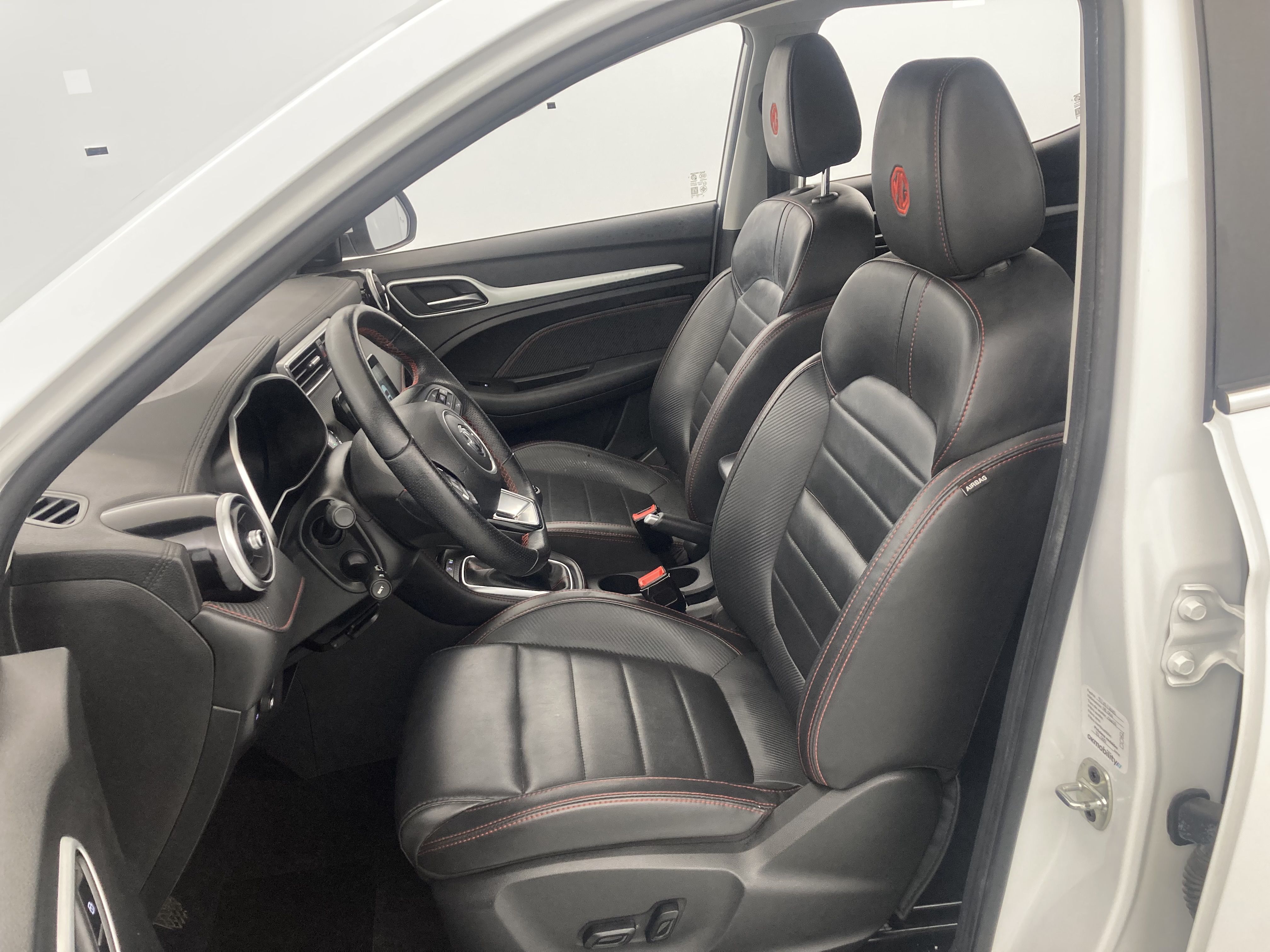 mg zs luxury 1.0 T-GDI 111 2023 dover white 19