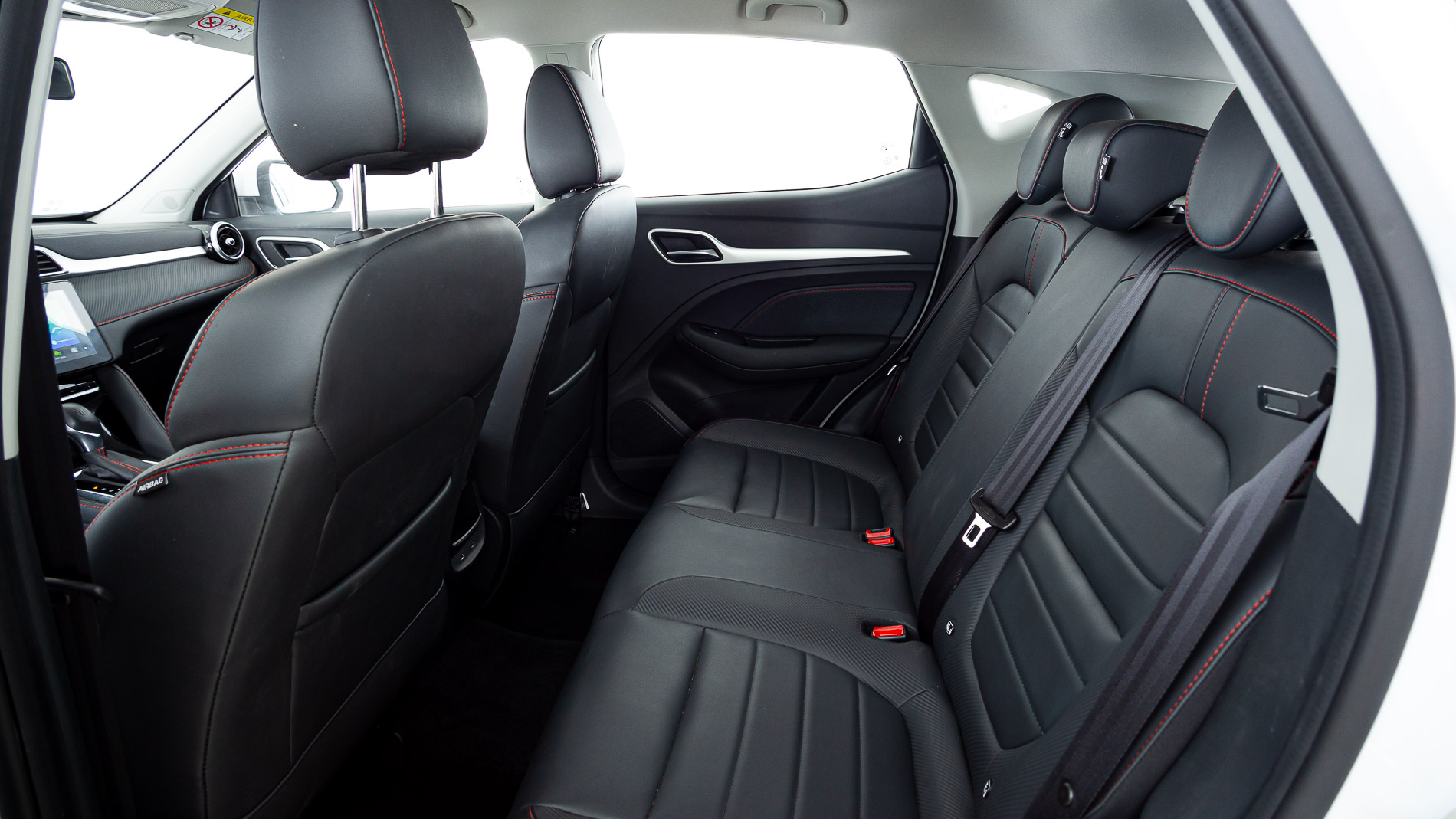 mg zs luxury 1.0 T-GDI 111 2023 dover white 22