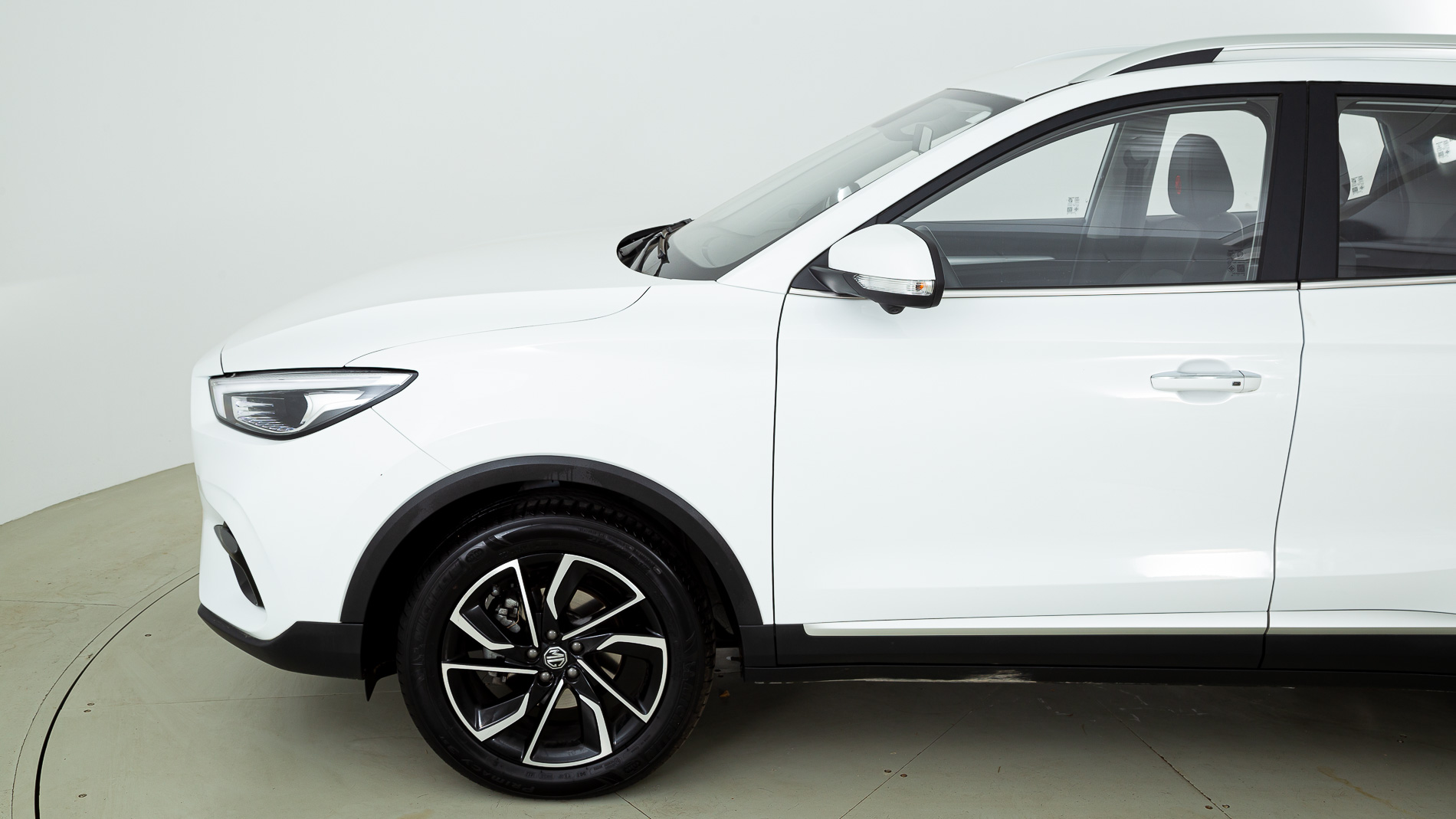 mg zs luxury 1.0 T-GDI 111 2023 dover white 26