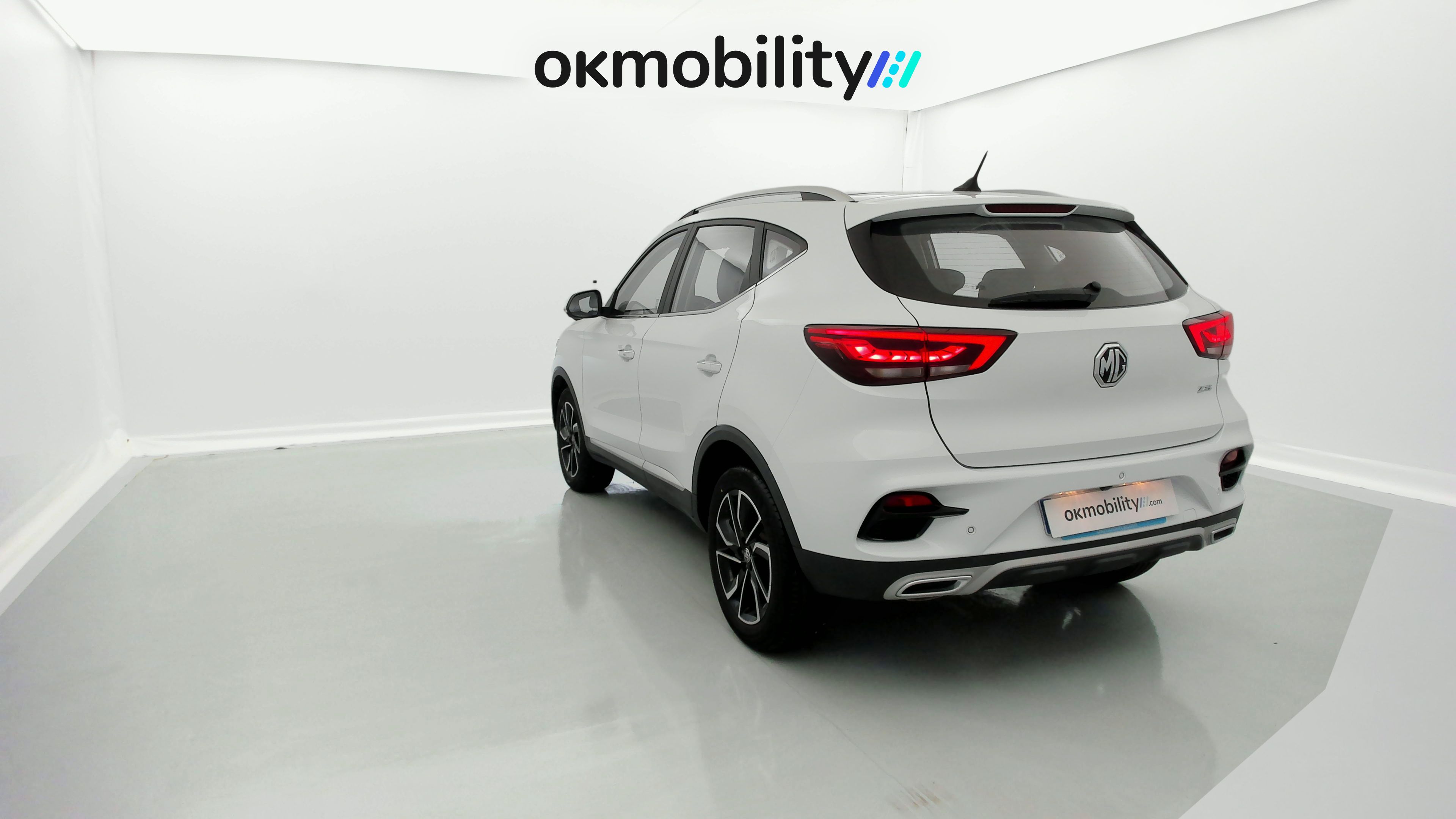 mg zs luxury 1.0 T-GDI 111 2023 dover white 11