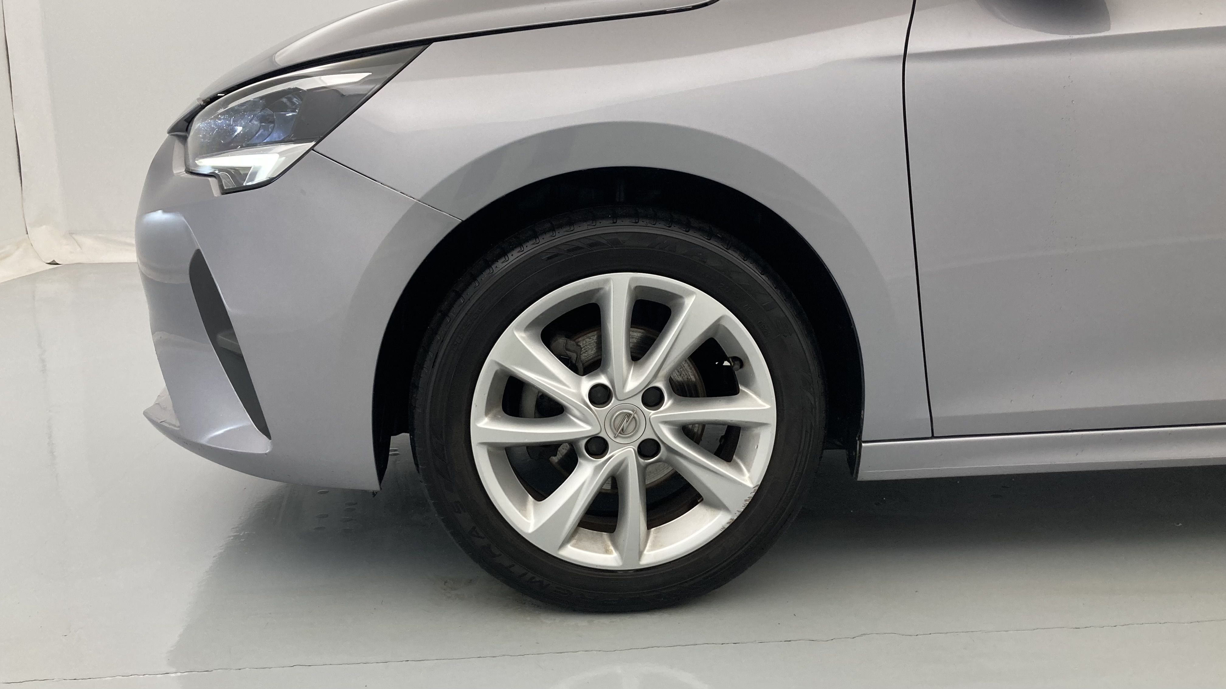 opel corsa elegance 1.2 75 2021 vernice grigio 31