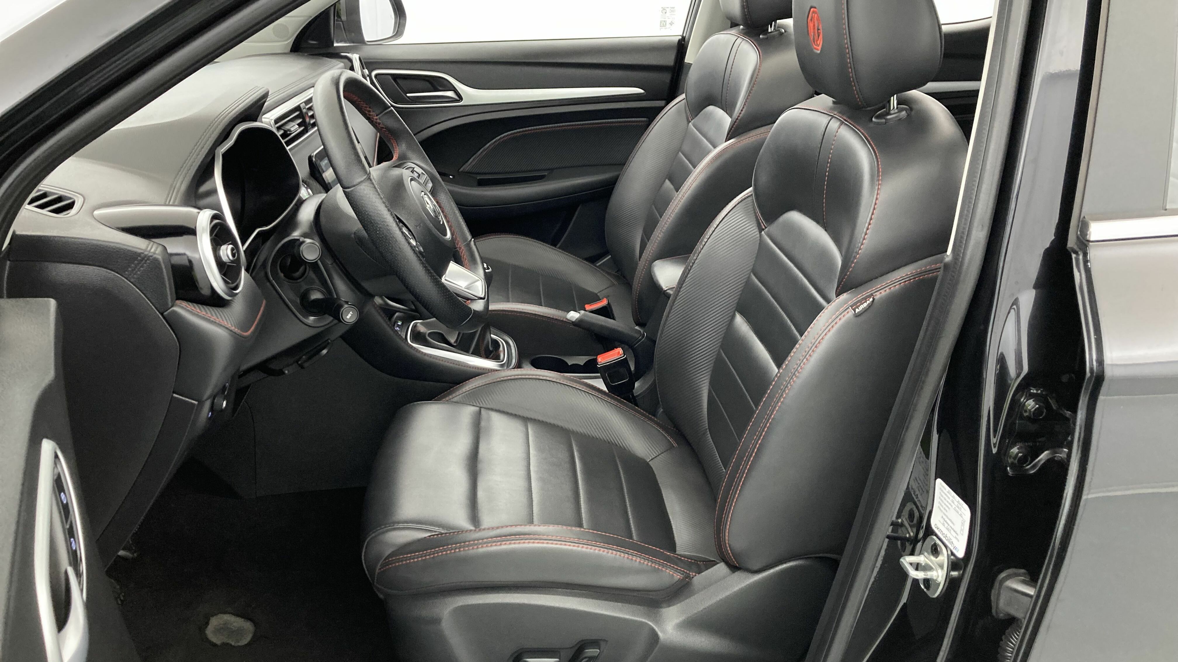 mg zs luxury 1.0 T-GDI 111 2023 pebble black 15