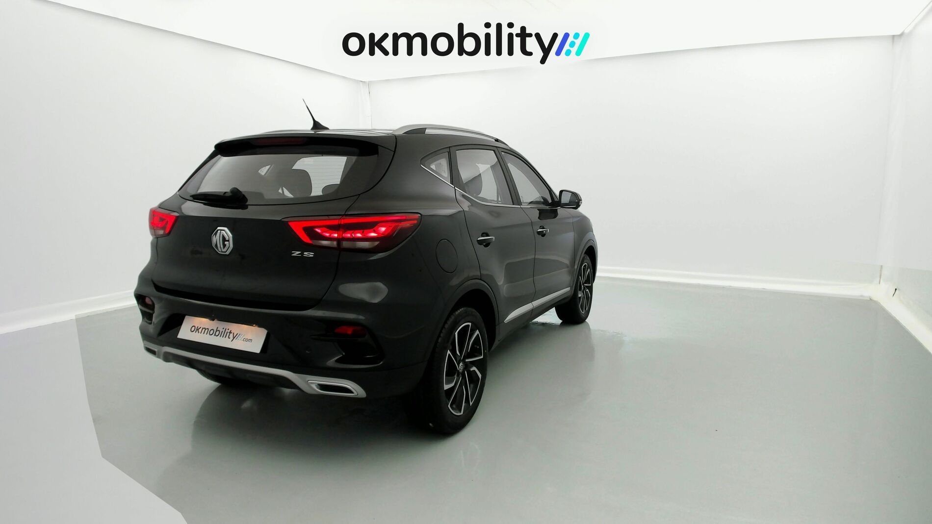 mg zs luxury 1.0 T-GDI 111 2023 pebble black 12