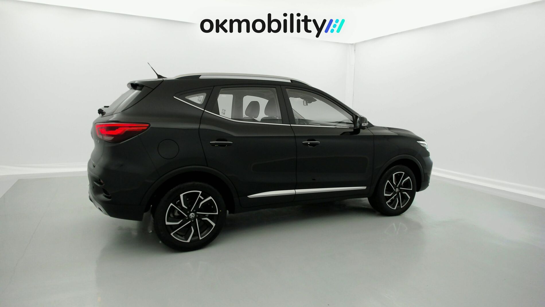 mg zs luxury 1.0 T-GDI 111 2023 pebble black 13