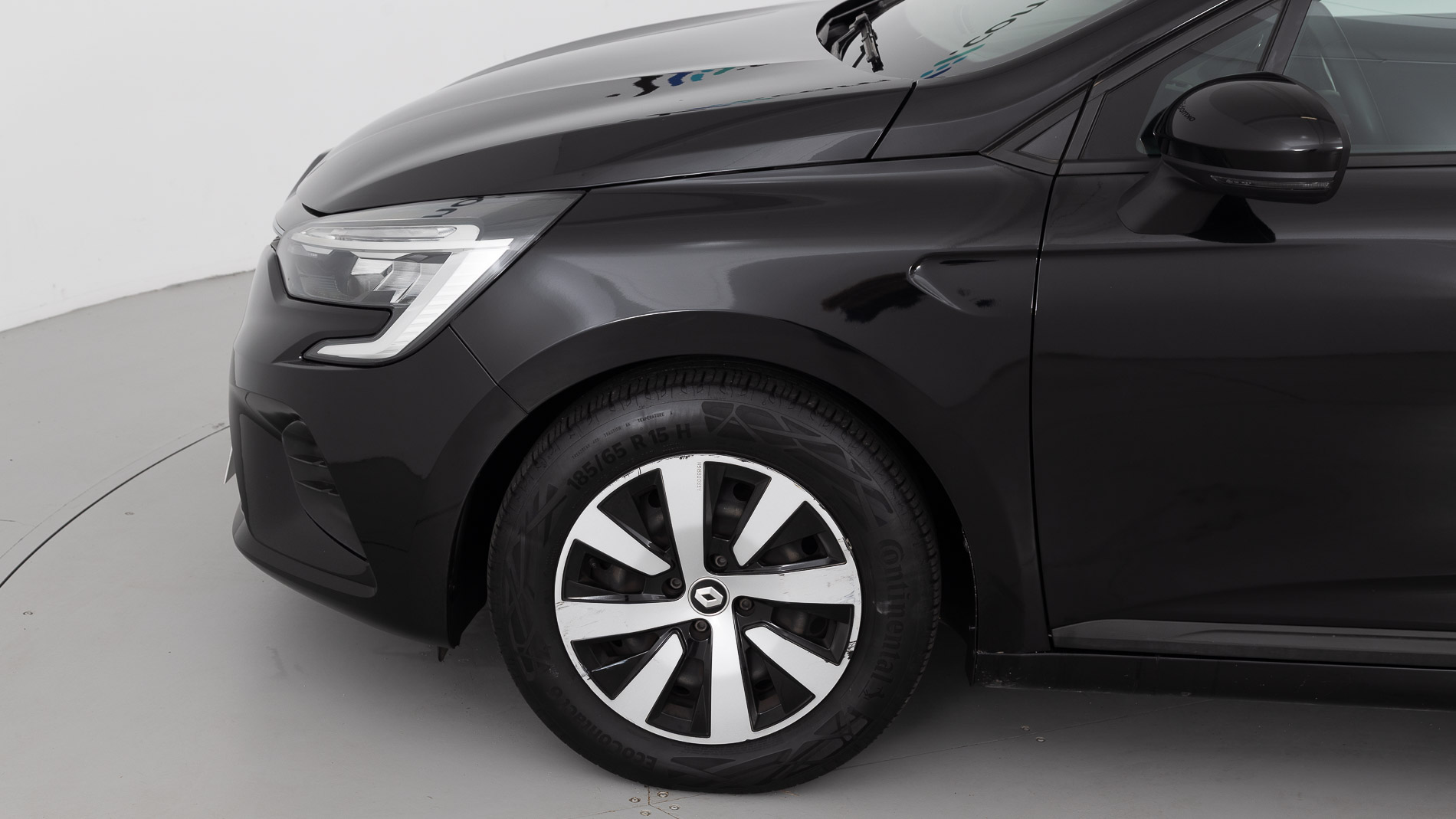 renault clio equilibre 1.0 TCE 91 2023 negro brillante 3