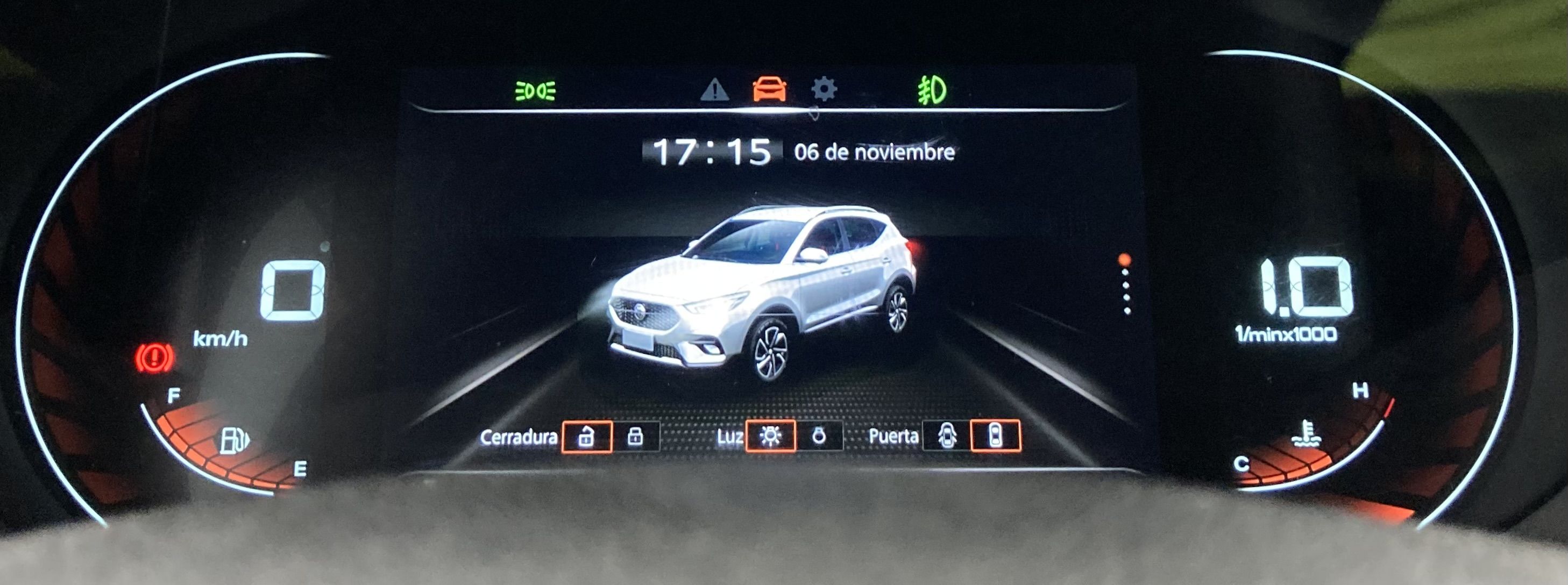 mg zs luxury 1.0 T-GDI 111 2023 pebble black 15