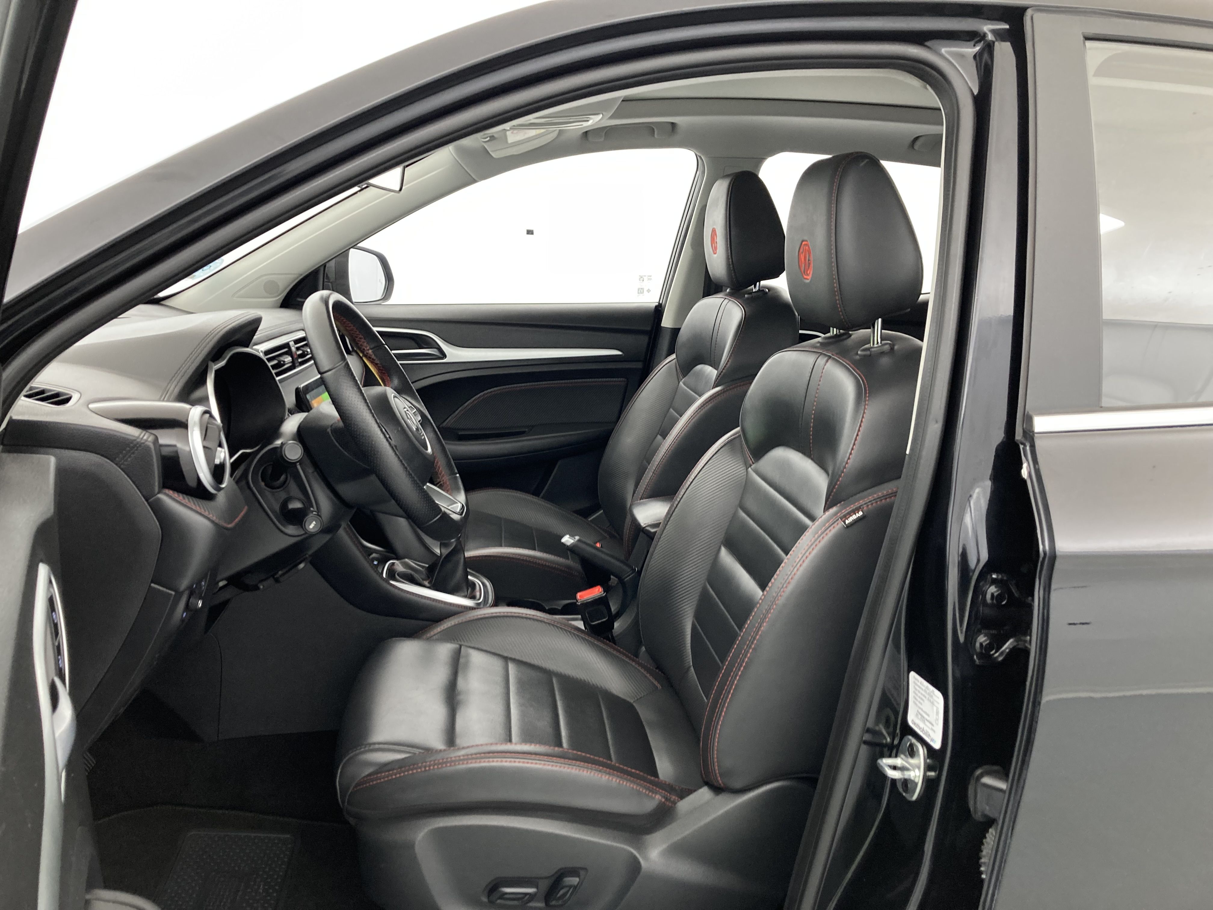 mg zs luxury 1.0 T-GDI 111 2023 pebble black 17