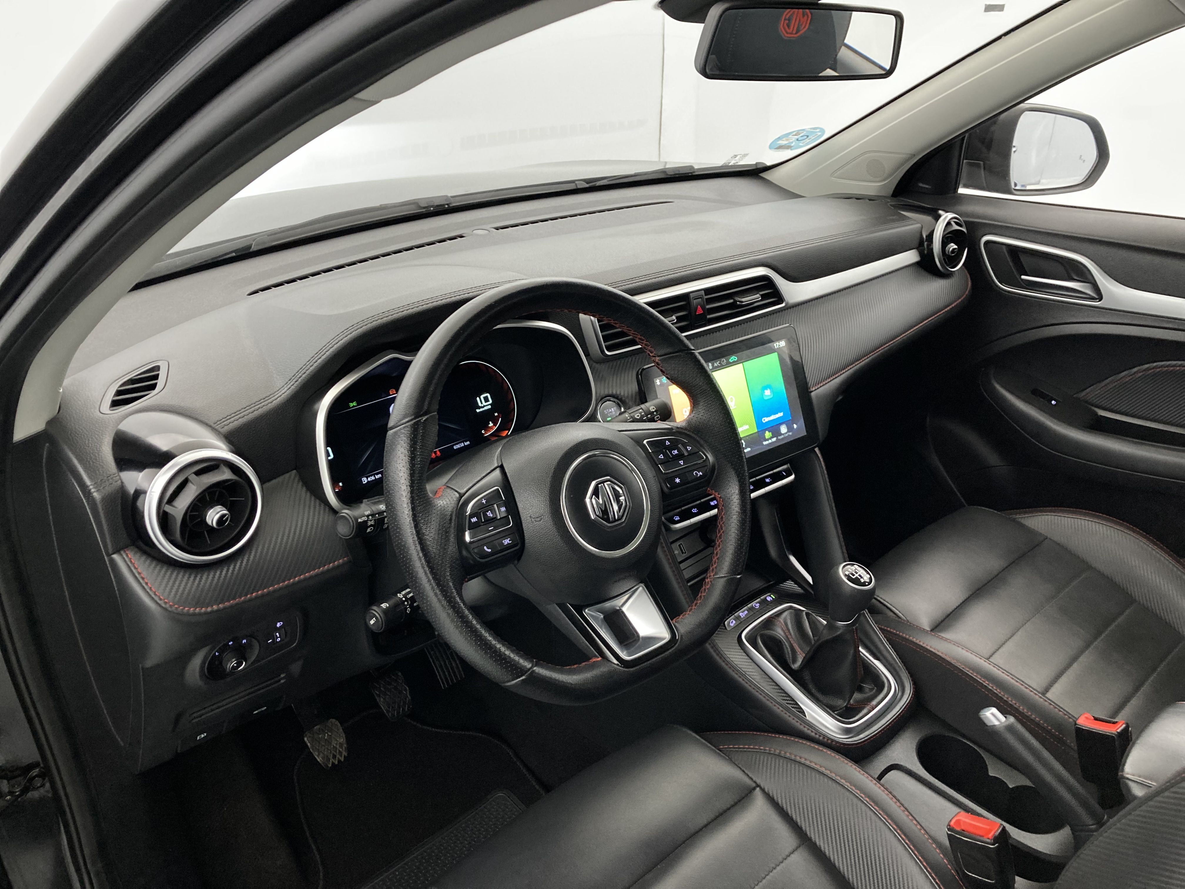 mg zs luxury 1.0 T-GDI 111 2023 pebble black 18