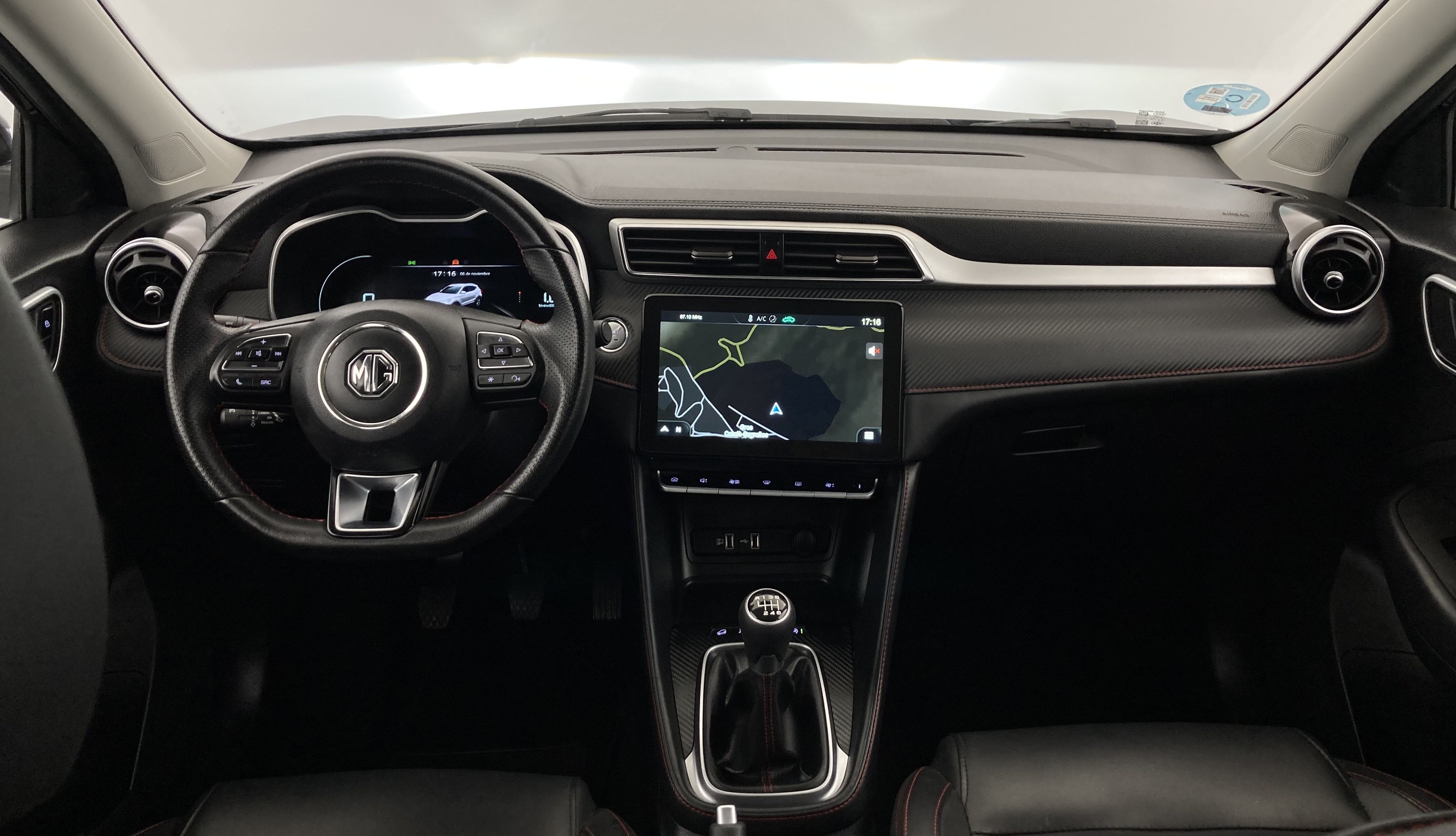 mg zs luxury 1.0 T-GDI 111 2023 pebble black 23