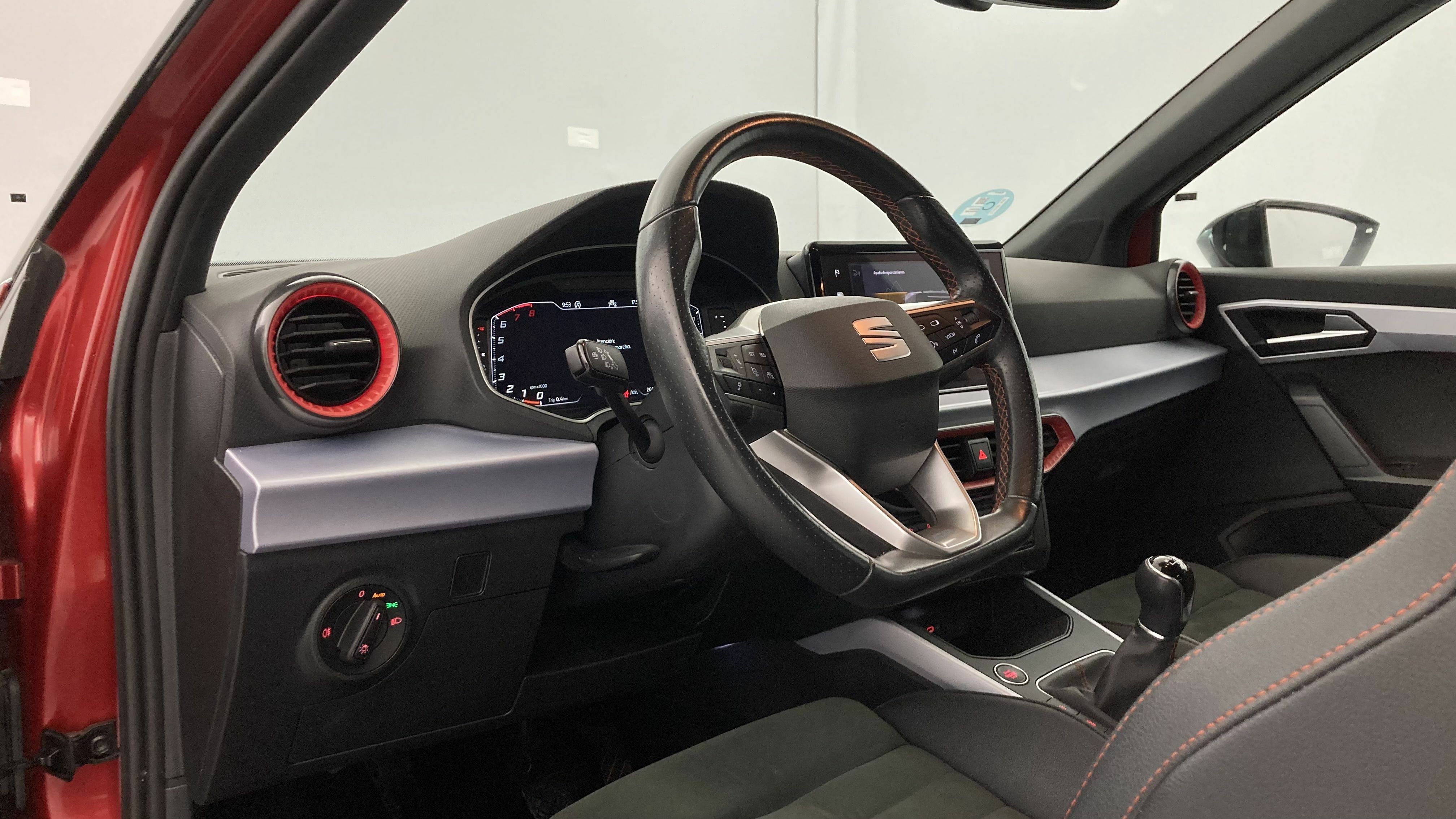 seat arona fr xl rx 1.0 TSI 115 2024 rojo desire / negro 15