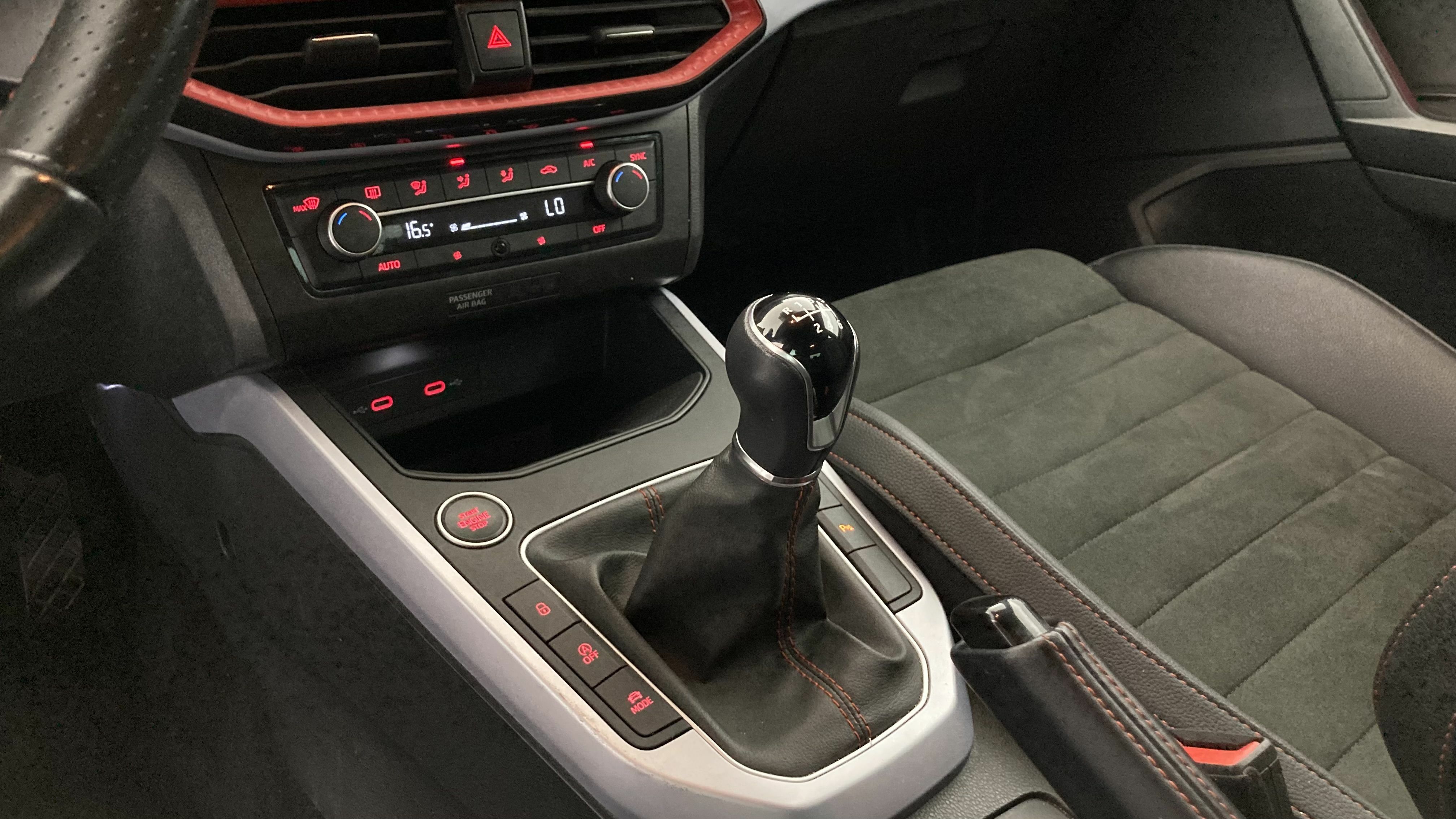 seat arona fr xl rx 1.0 TSI 115 2024 rojo desire / negro 20