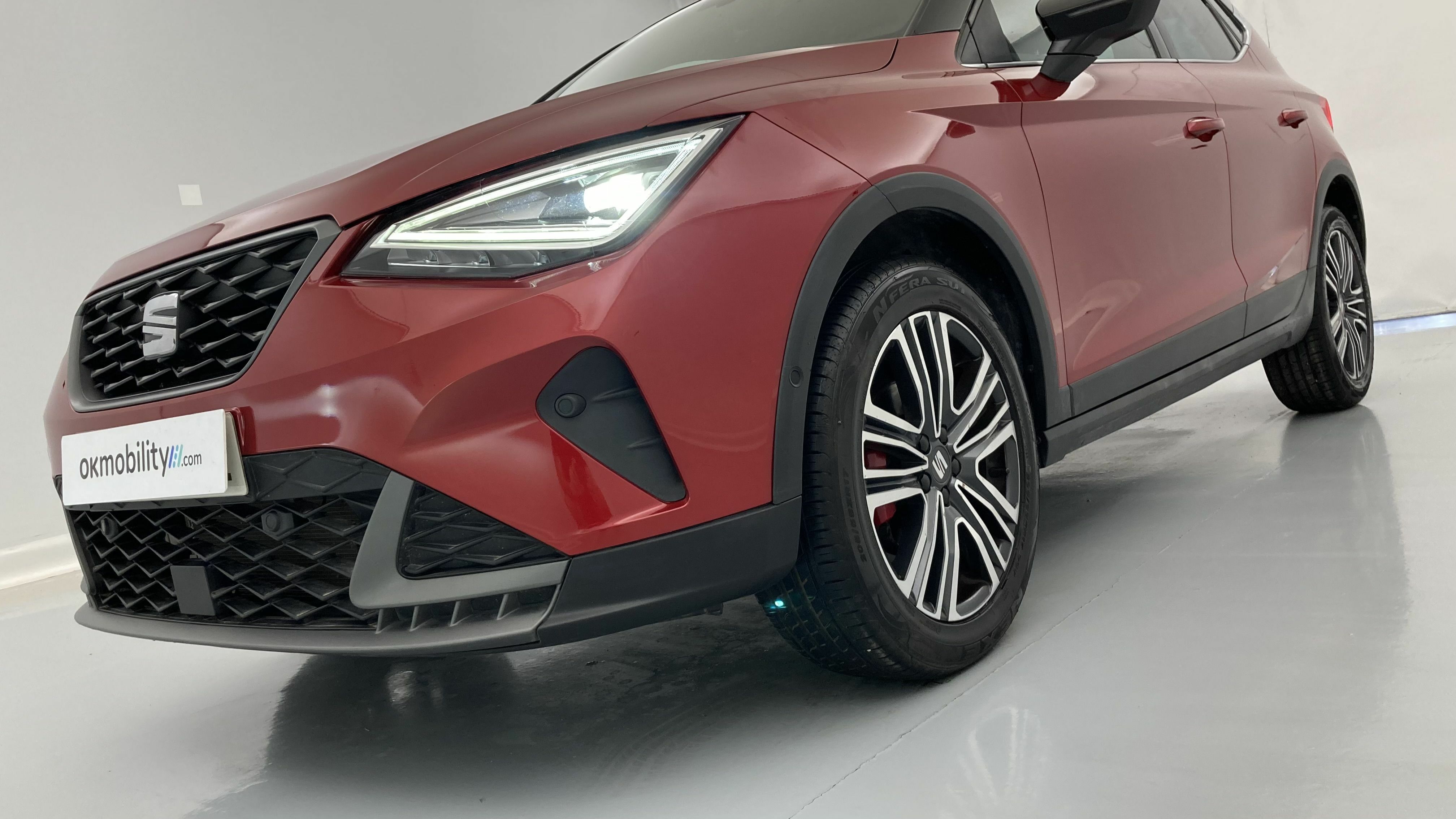 seat arona fr xl rx 1.0 TSI 115 2024 rojo desire / negro 26