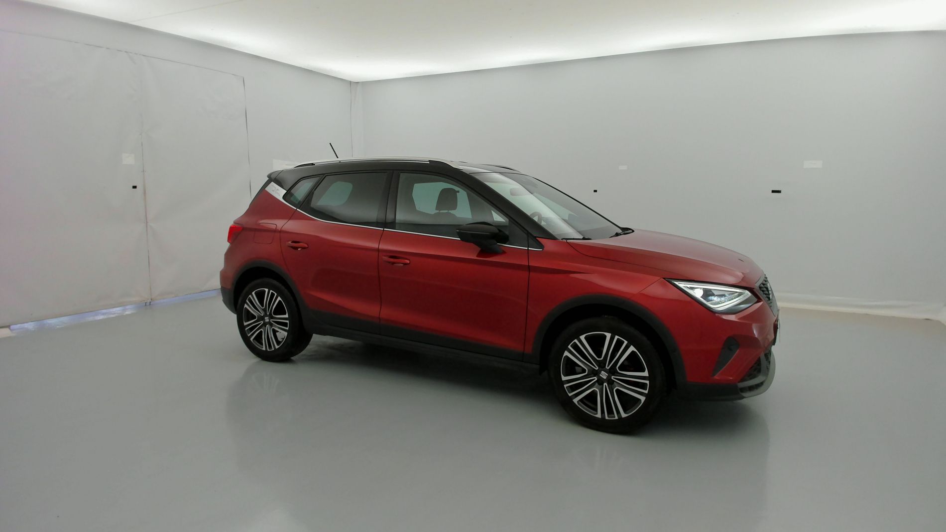 seat arona fr xl rx 1.0 TSI 115 2024 rojo desire / negro 2