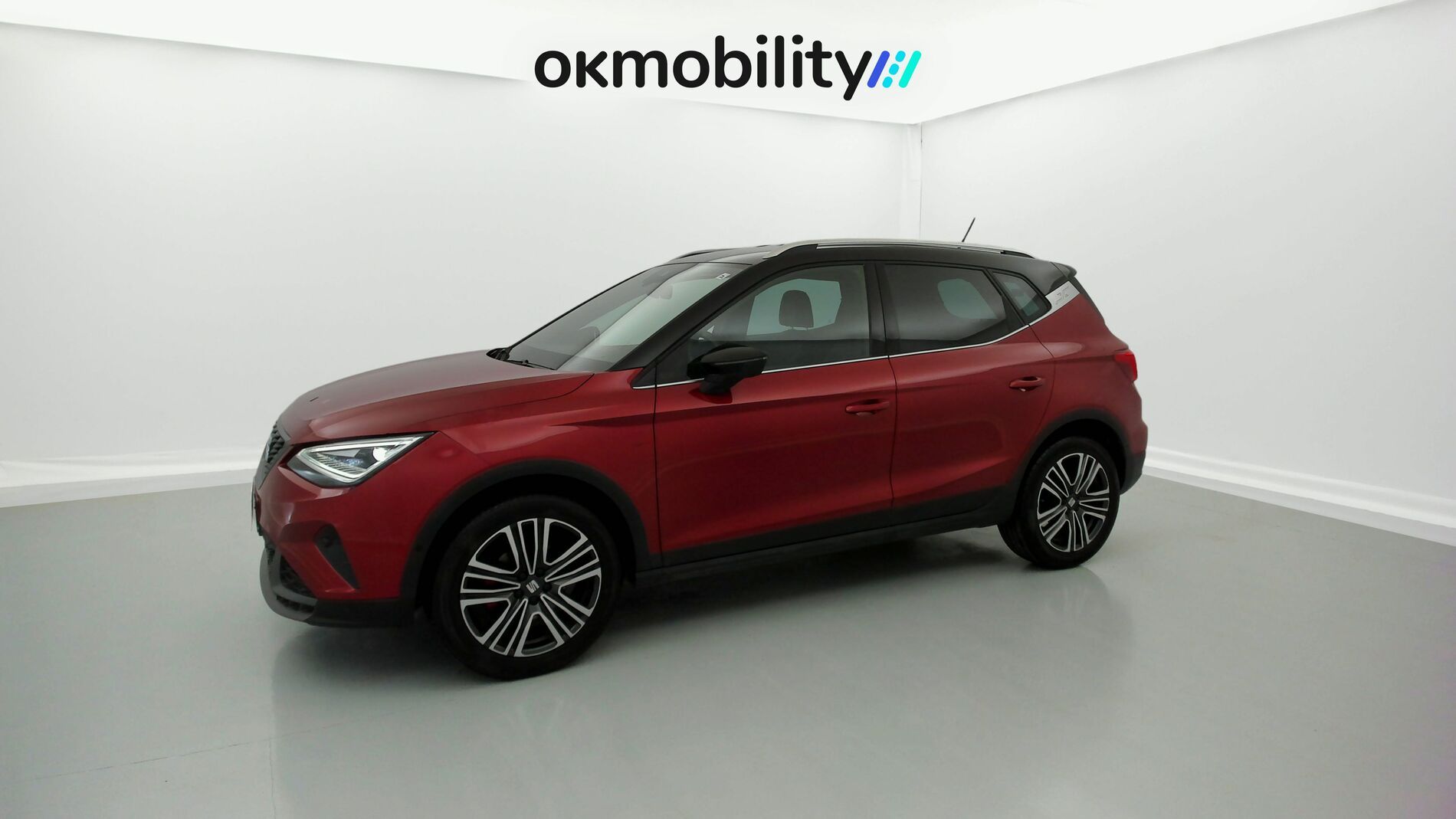 seat arona fr xl rx 1.0 TSI 115 2024 rojo desire / negro 5