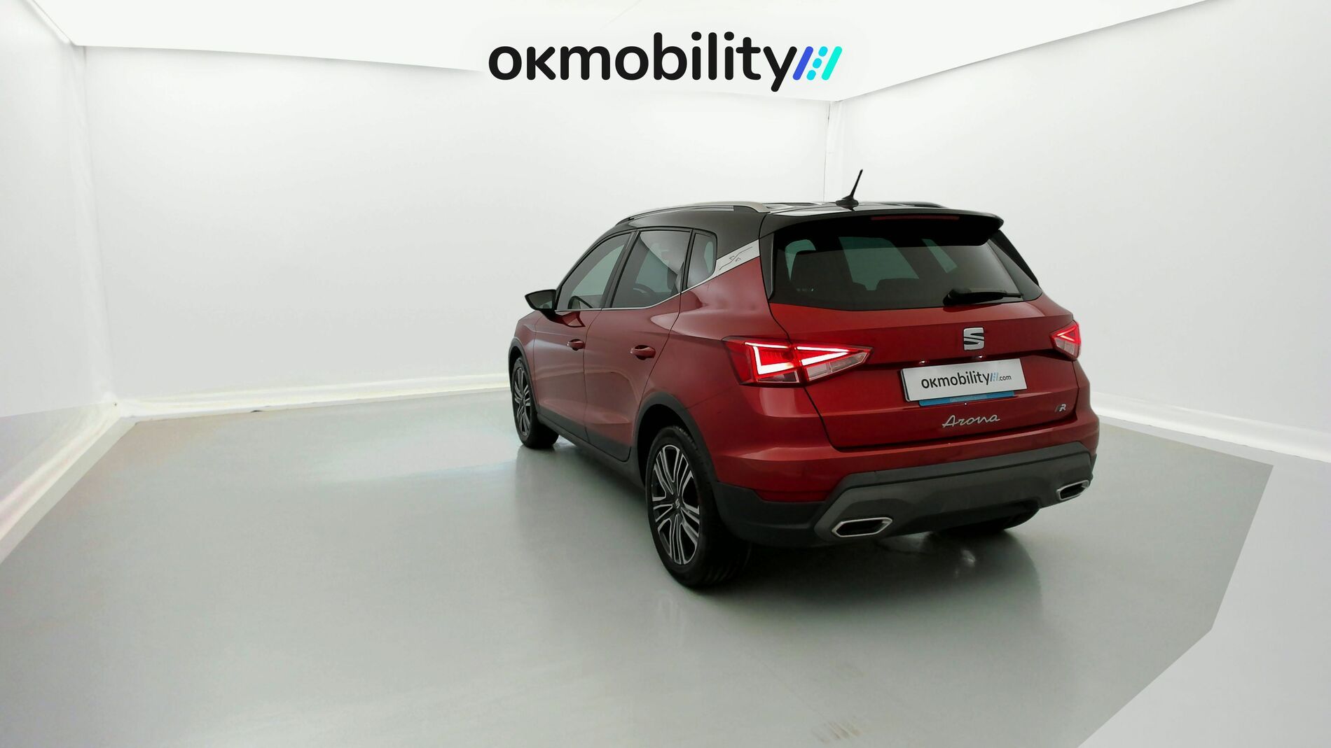 seat arona fr xl rx 1.0 TSI 115 2024 rojo desire / negro 9