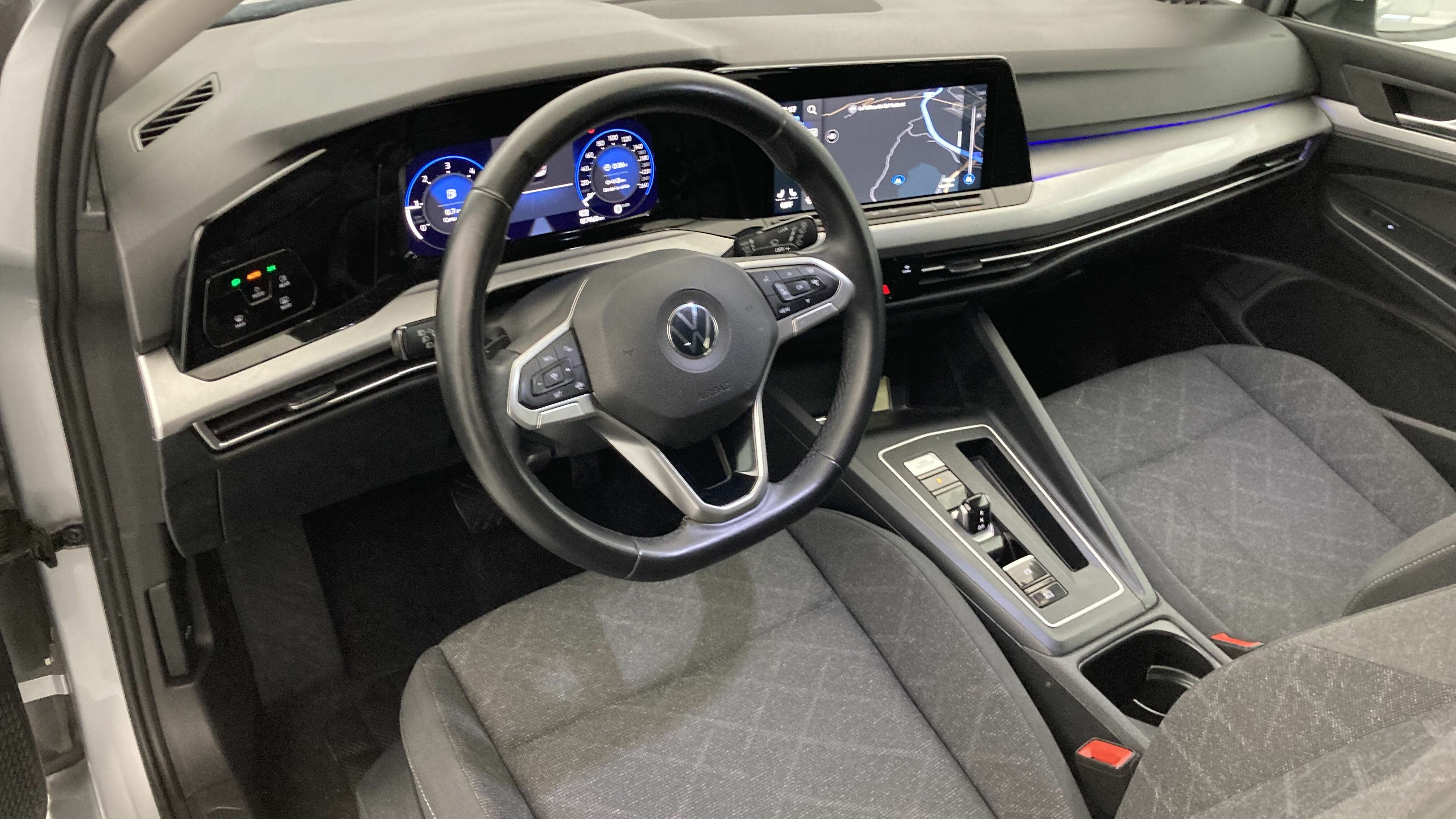 volkswagen golf life 2.0 TDI 150 DSG 2020 delfingraumetallic 16