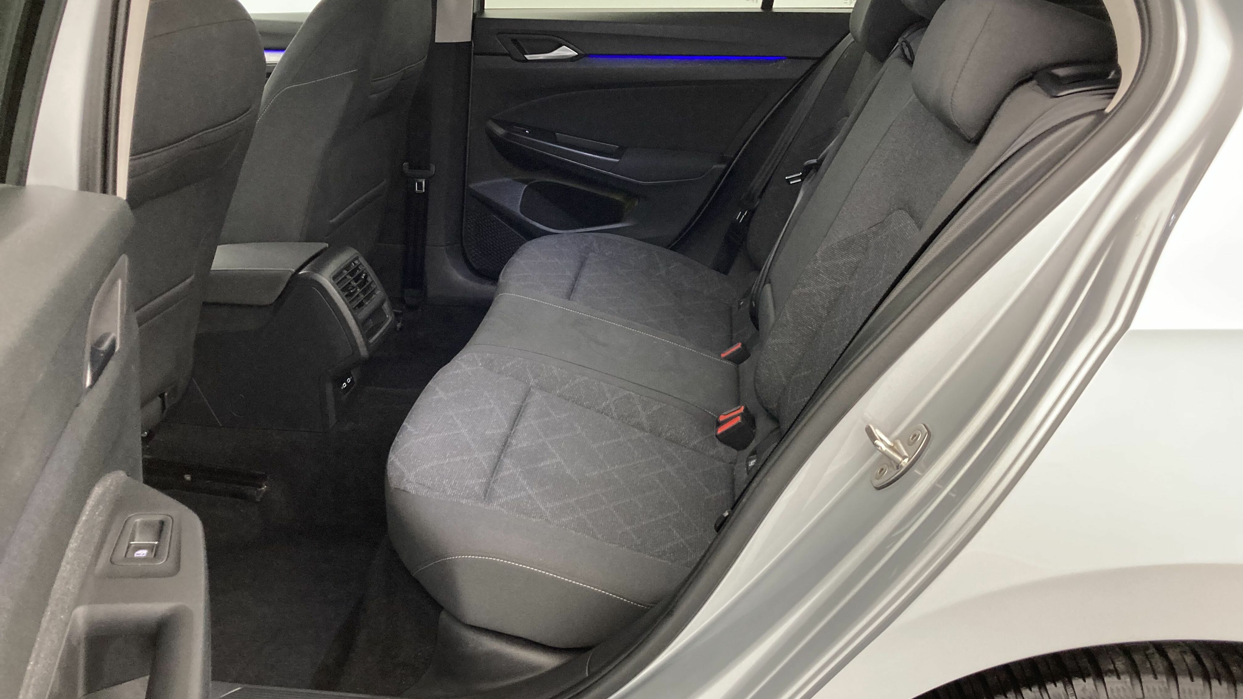 volkswagen golf life 2.0 TDI 150 DSG 2020 delfingraumetallic 22