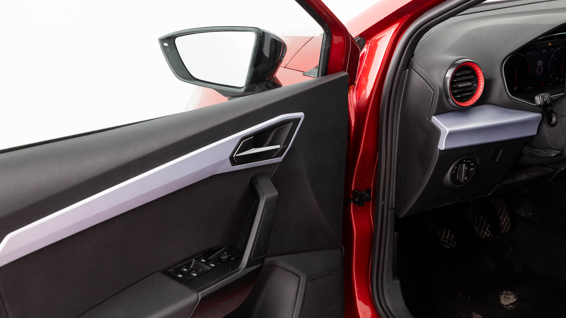 seat ibiza fr xl 1.0 TSI 110 2023 rojo desire 22