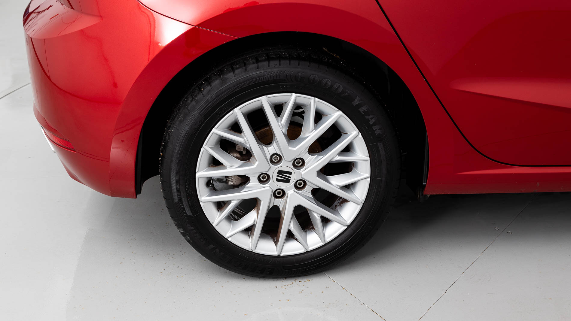 seat ibiza fr xl 1.0 TSI 110 2023 rojo desire 26