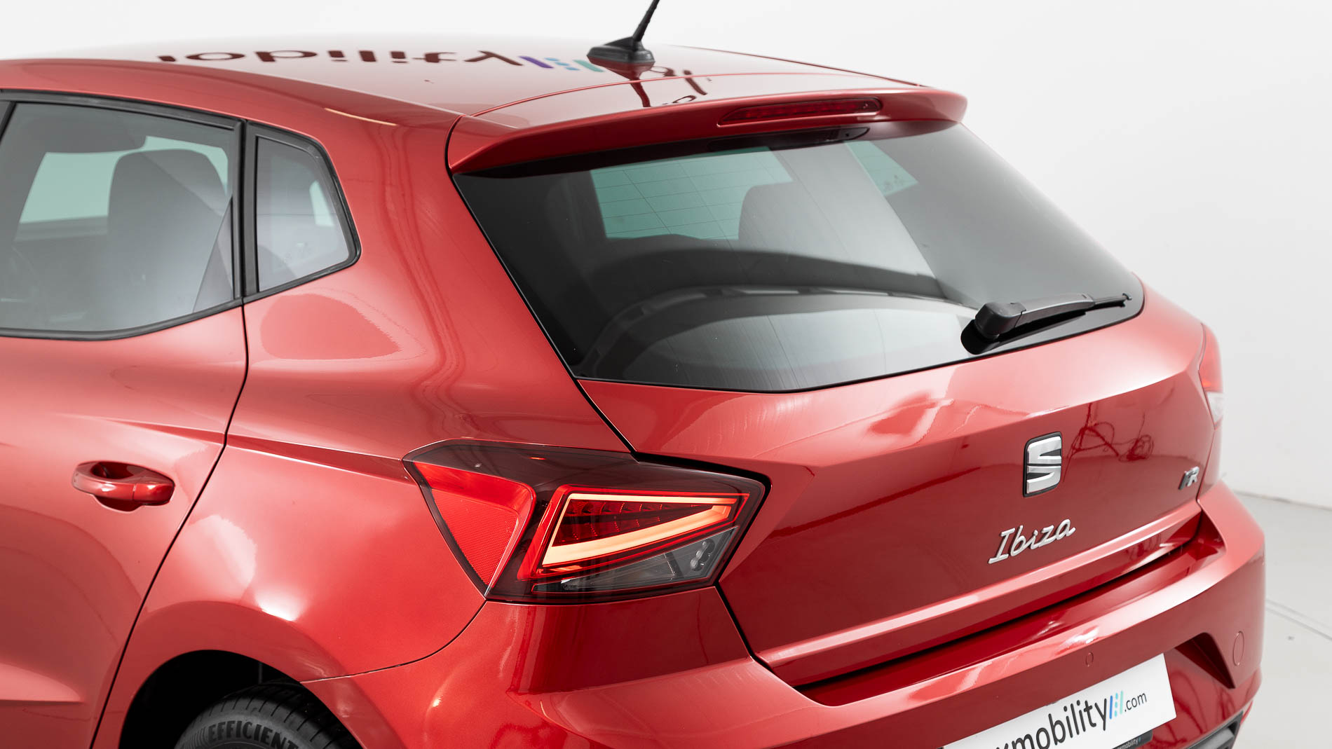 seat ibiza fr xl 1.0 TSI 110 2023 rojo desire 35