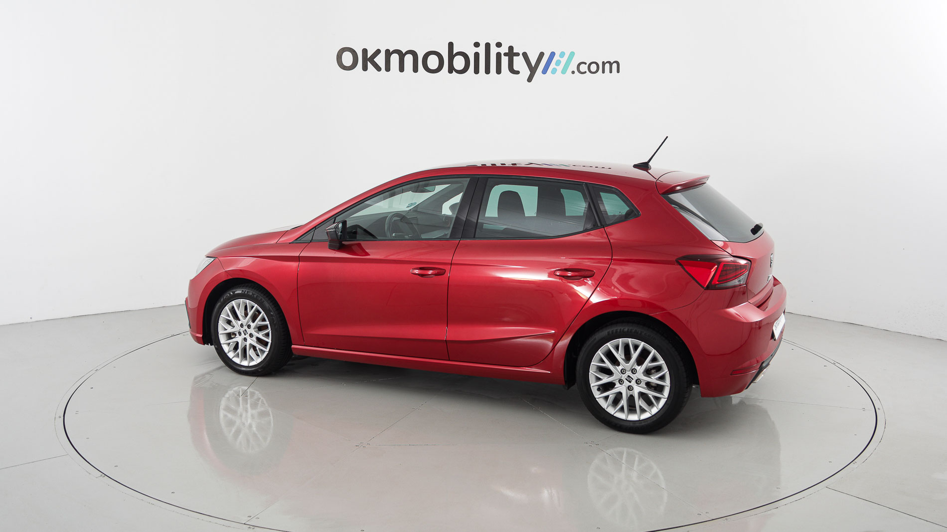 seat ibiza fr xl 1.0 TSI 110 2023 rojo desire 8