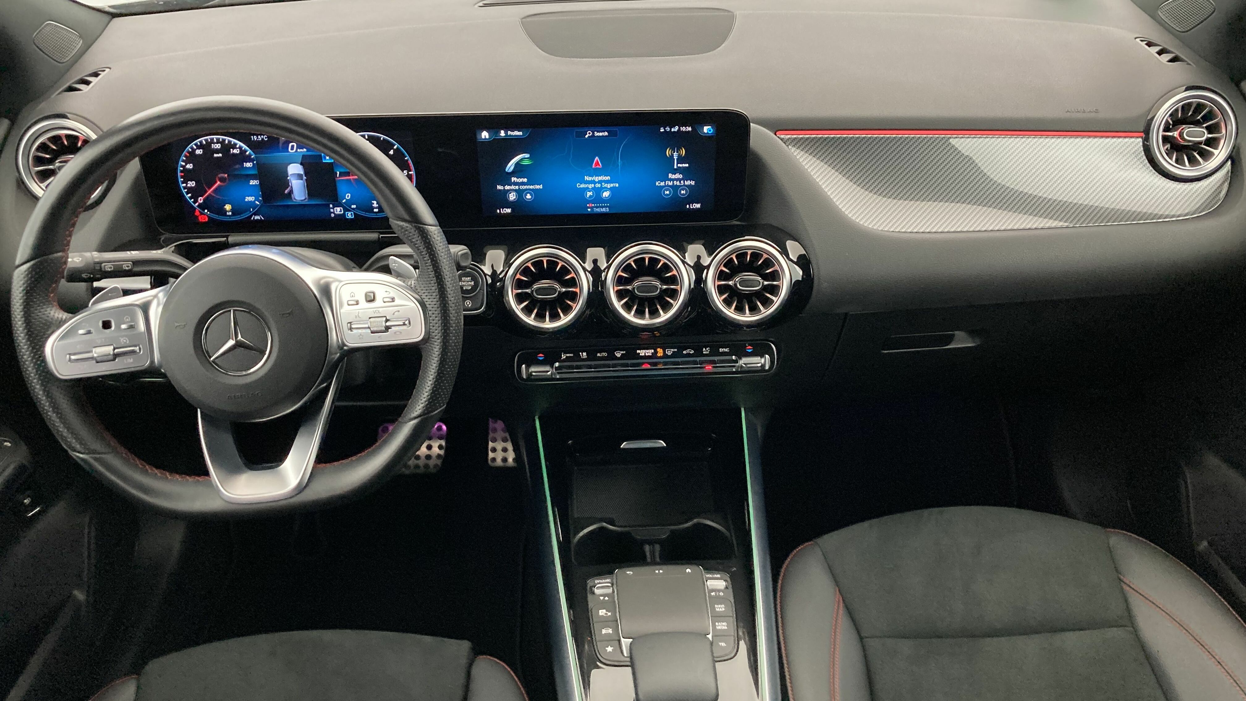 mercedes benz clase b amg line 200D 150 DCT 2022 gris montana 13