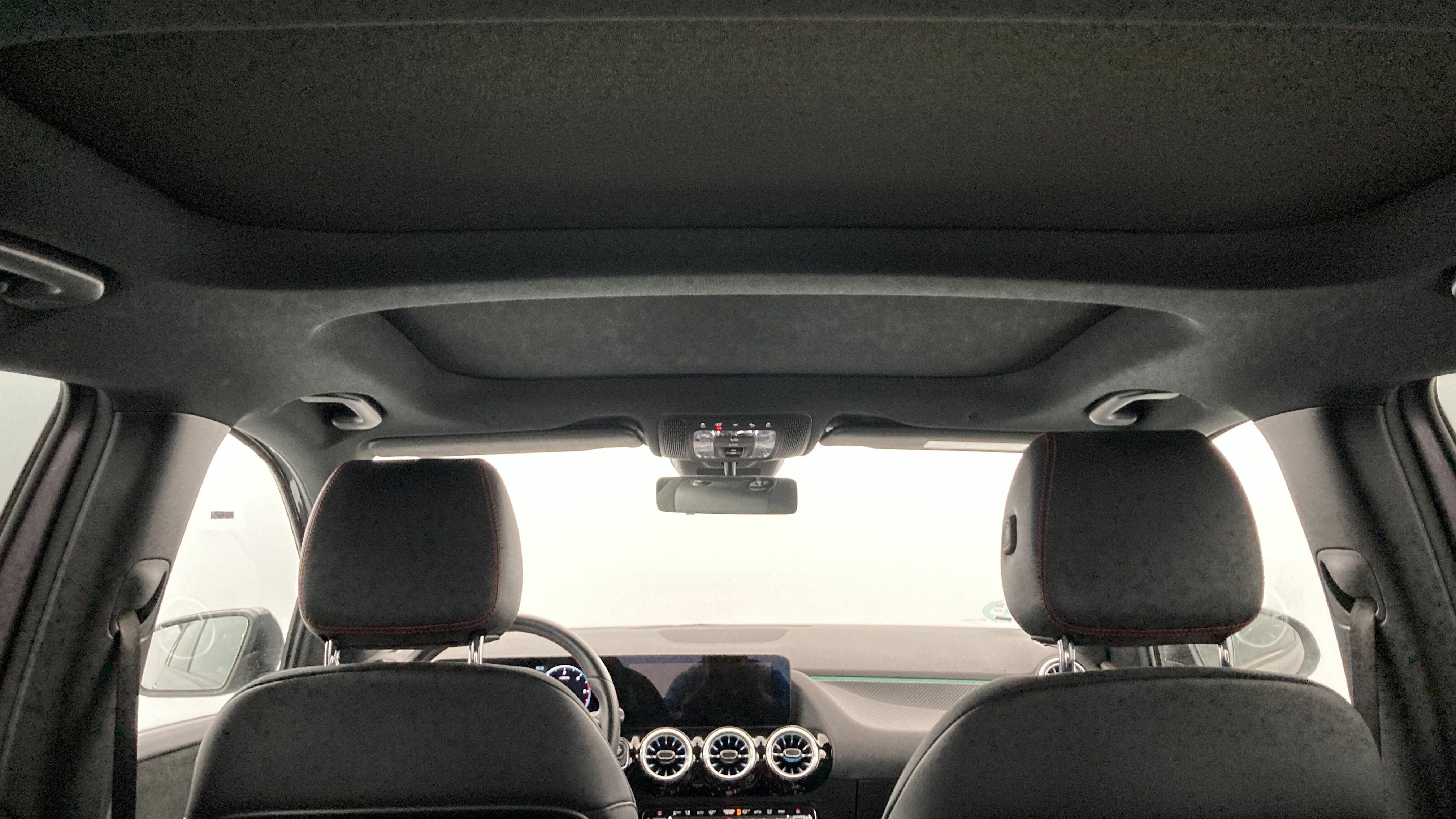 mercedes benz clase b amg line 200D 150 DCT 2022 gris montana 19