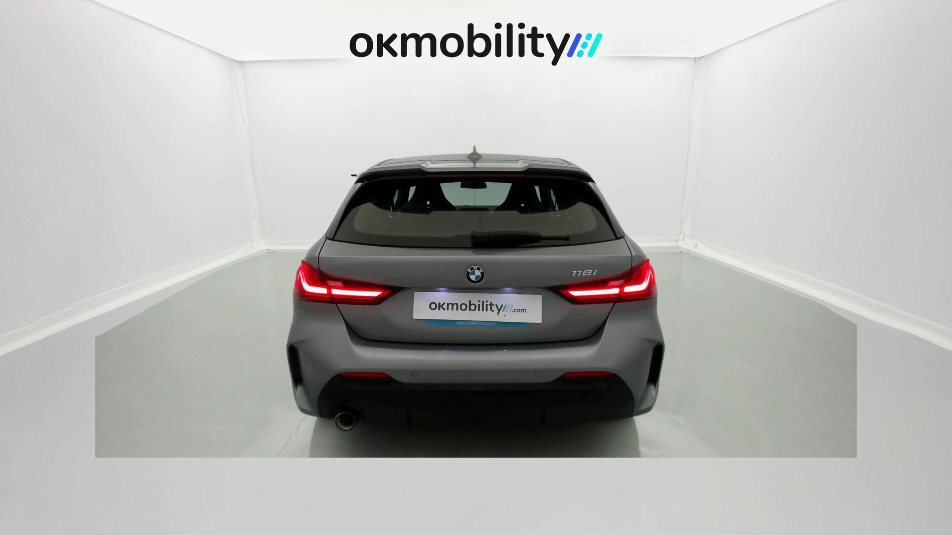 bmw serie 1 m sport colorvision 118I 136 STEPTRONIC 2024 skyscraper grau 9