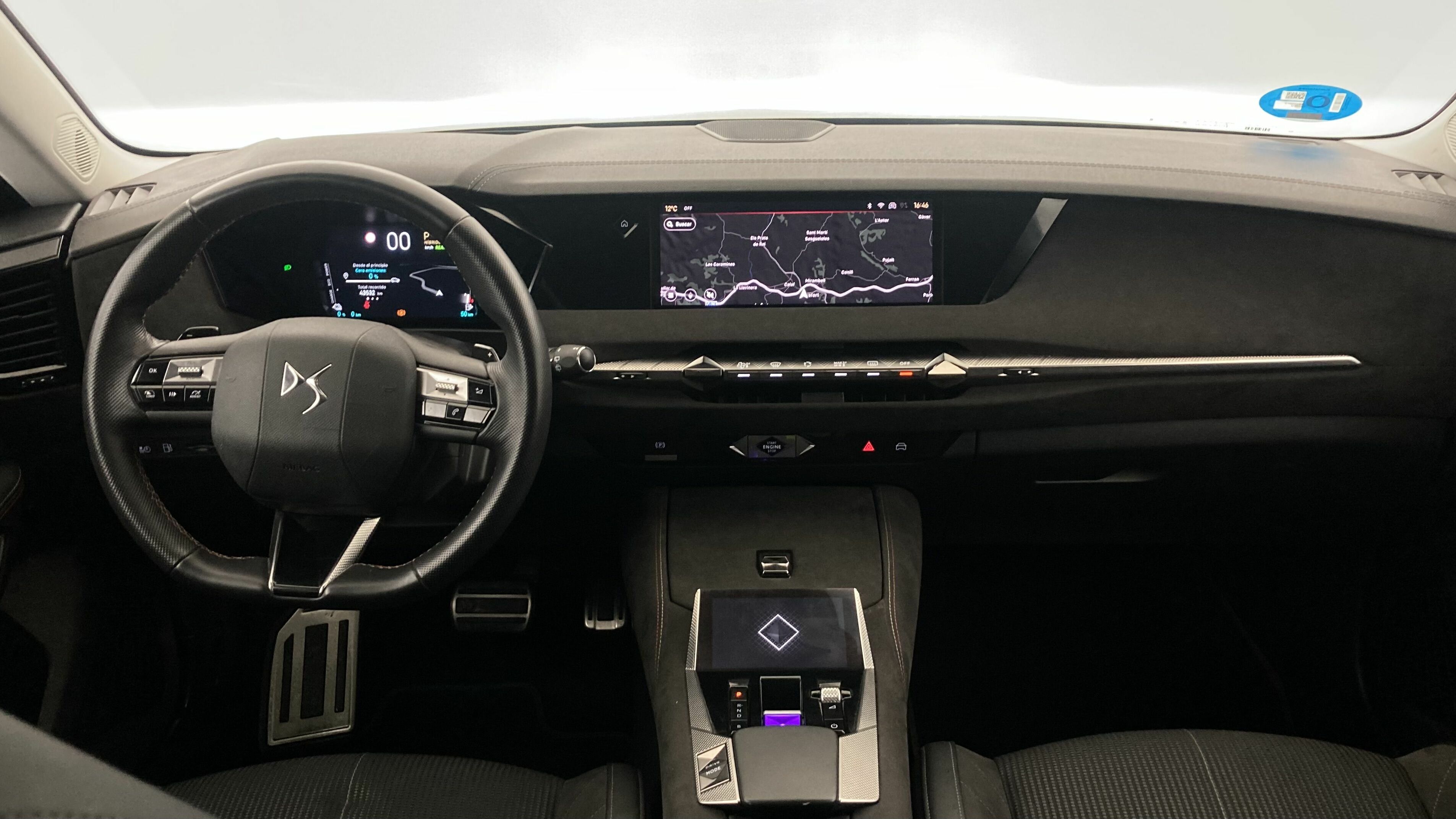 ds ds4 performance line + E-TENSE 225 CA 2023 crystal pearl 17