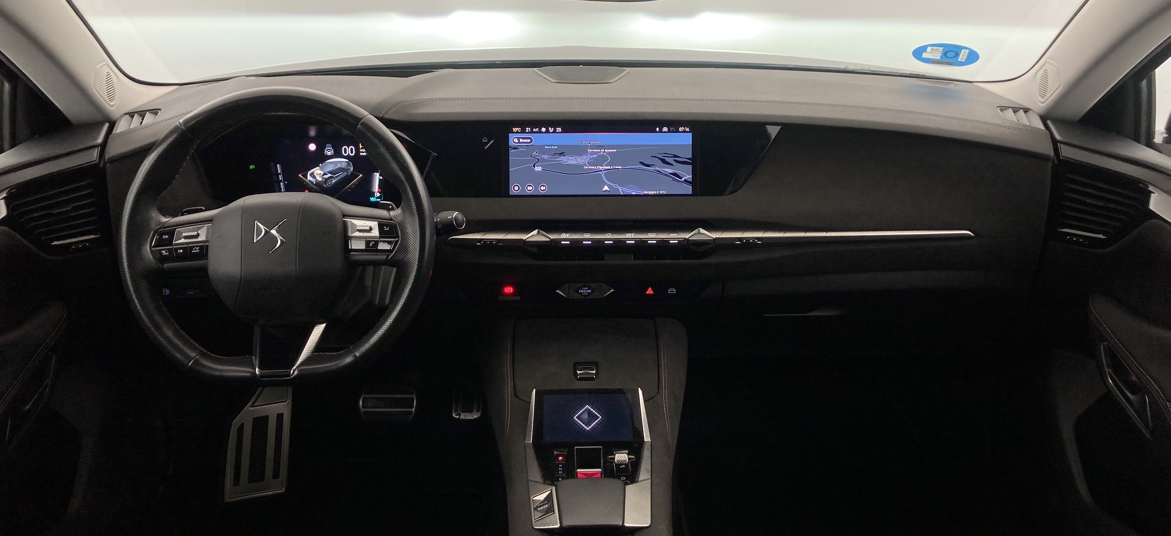 ds ds4 performance line + E-TENSE 225 CA 2023 negro perla 18