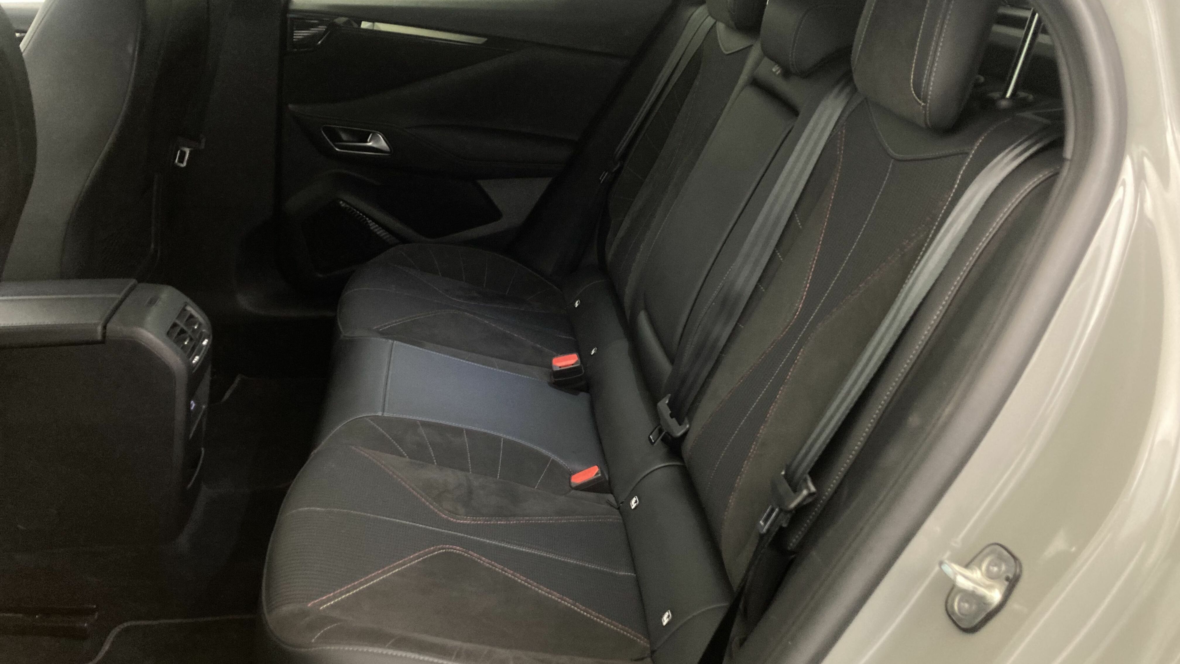 ds ds4 performance line + E-TENSE 225 CA 2023 lacquered grey 22