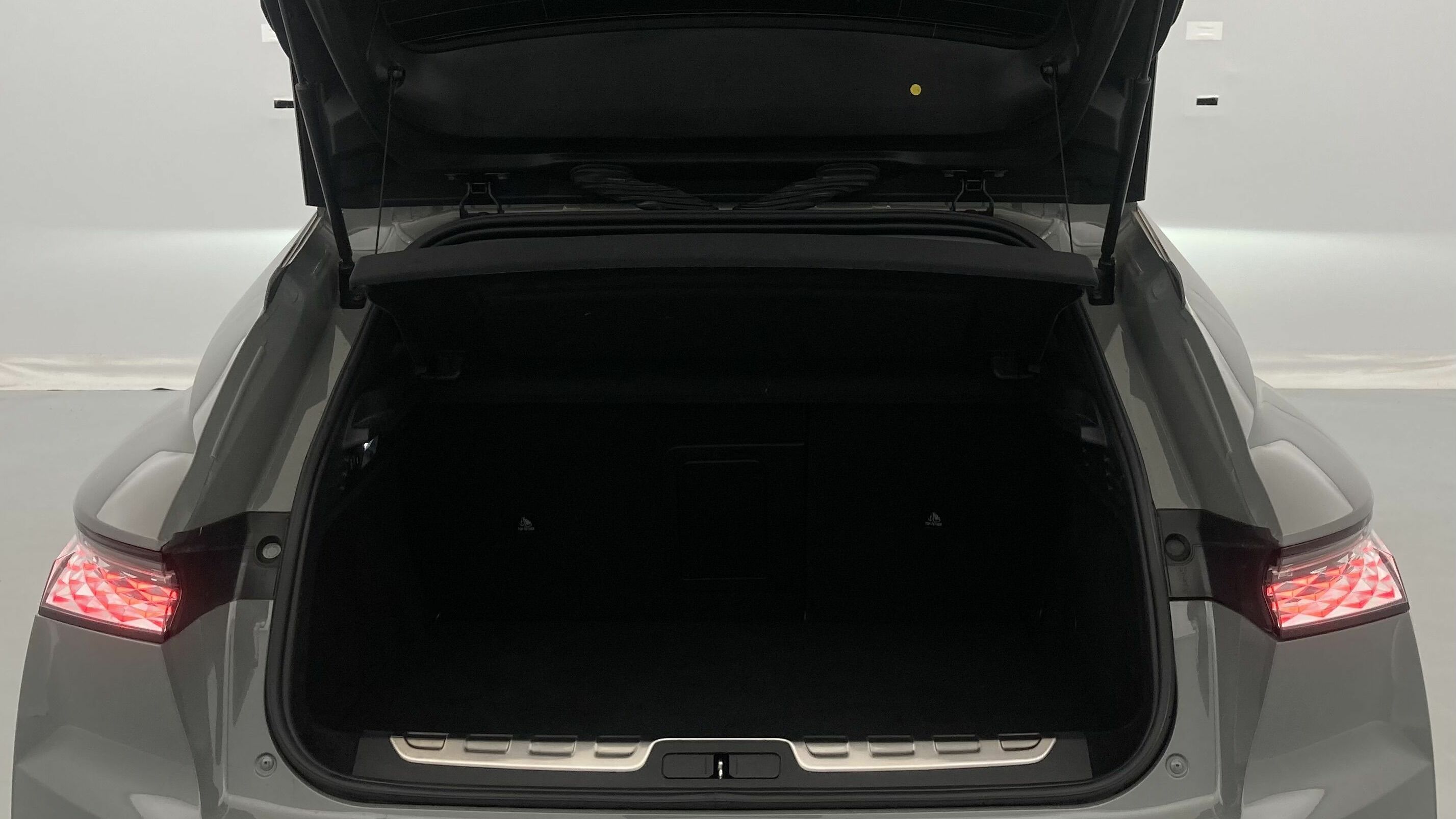 ds ds4 performance line + E-TENSE 225 CA 2023 lacquered grey 25