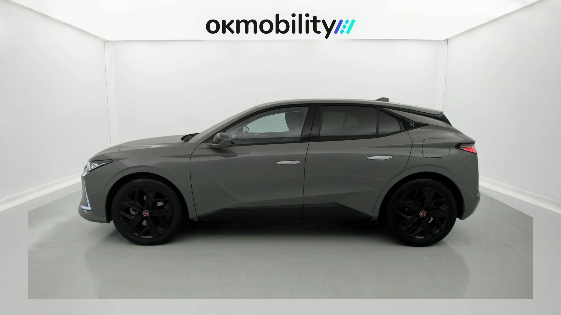 ds ds4 performance line + E-TENSE 225 CA 2023 lacquered grey 8