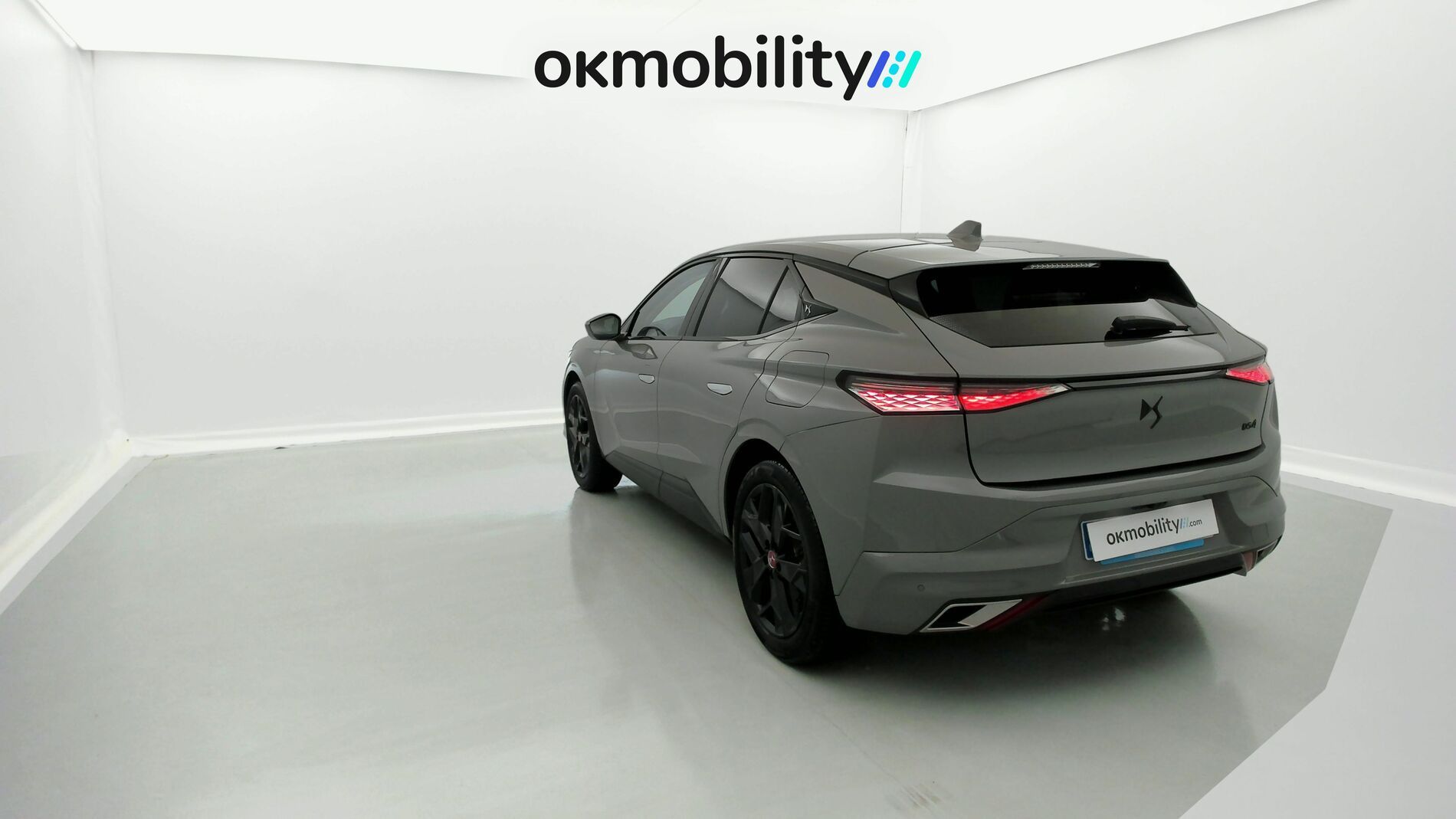 ds ds4 performance line + E-TENSE 225 CA 2023 lacquered grey 10