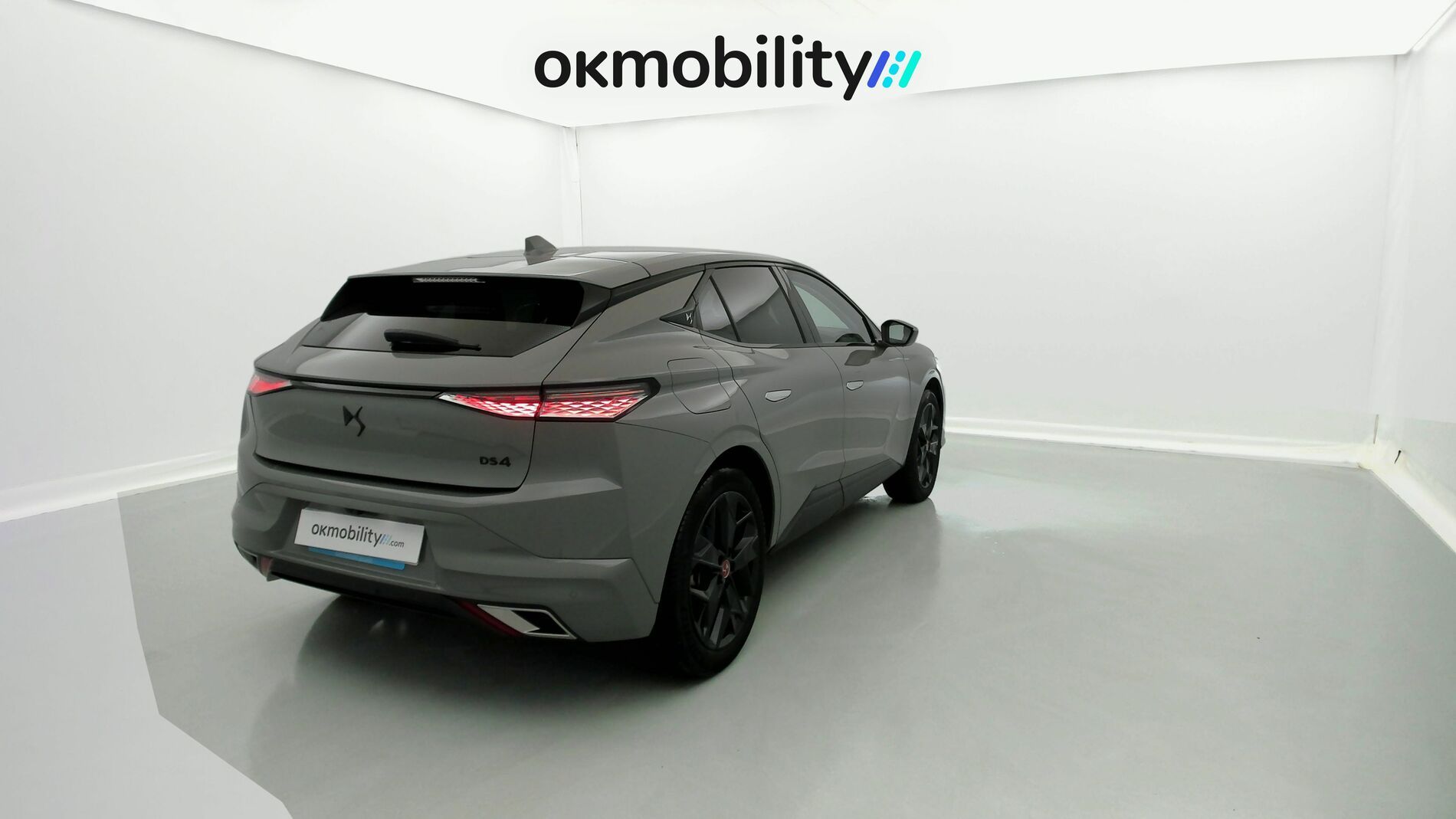 ds ds4 performance line + E-TENSE 225 CA 2023 lacquered grey 12