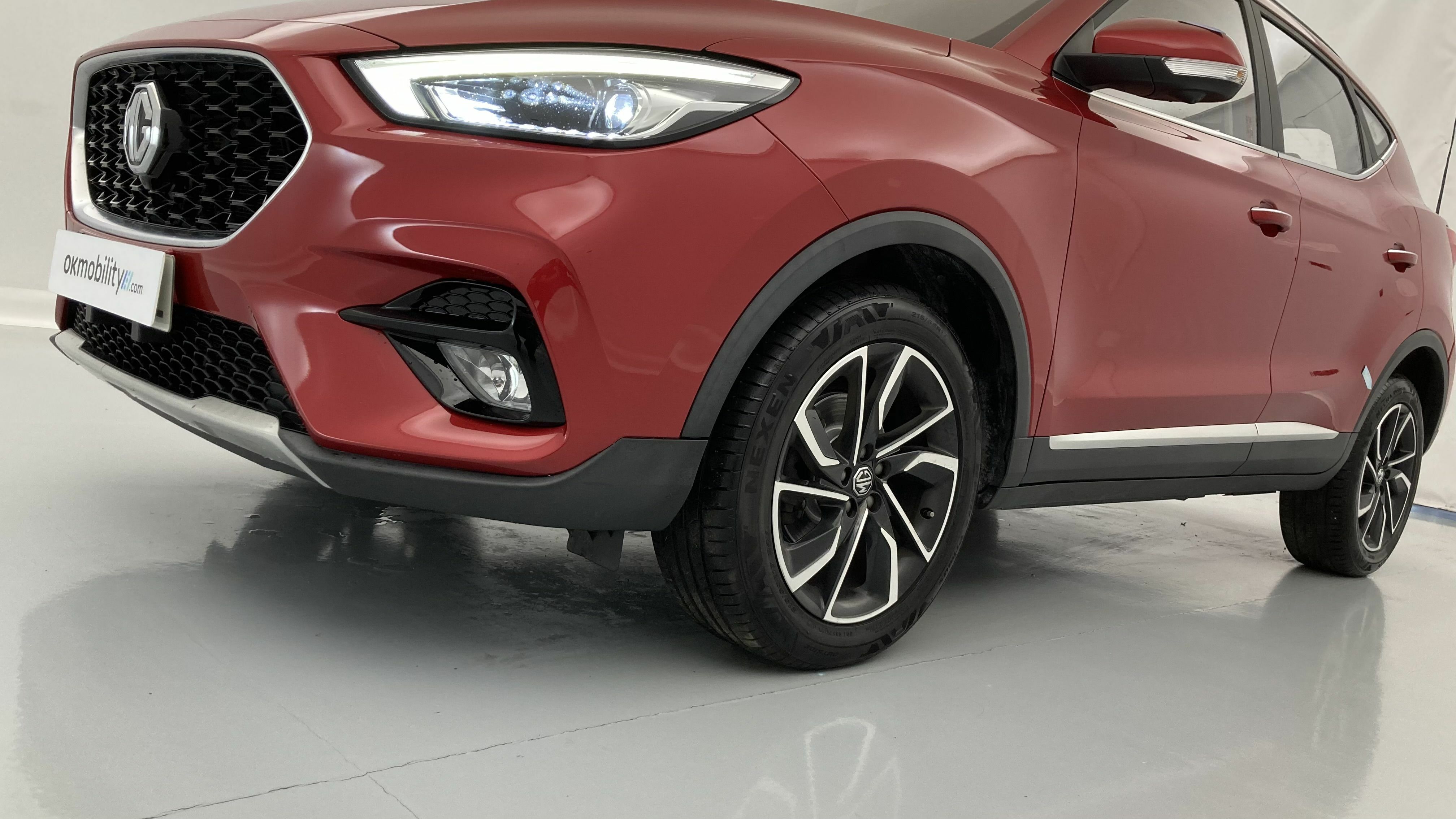 mg zs luxury 1.5 VTI-TECH 106 2023 dynamic red 26