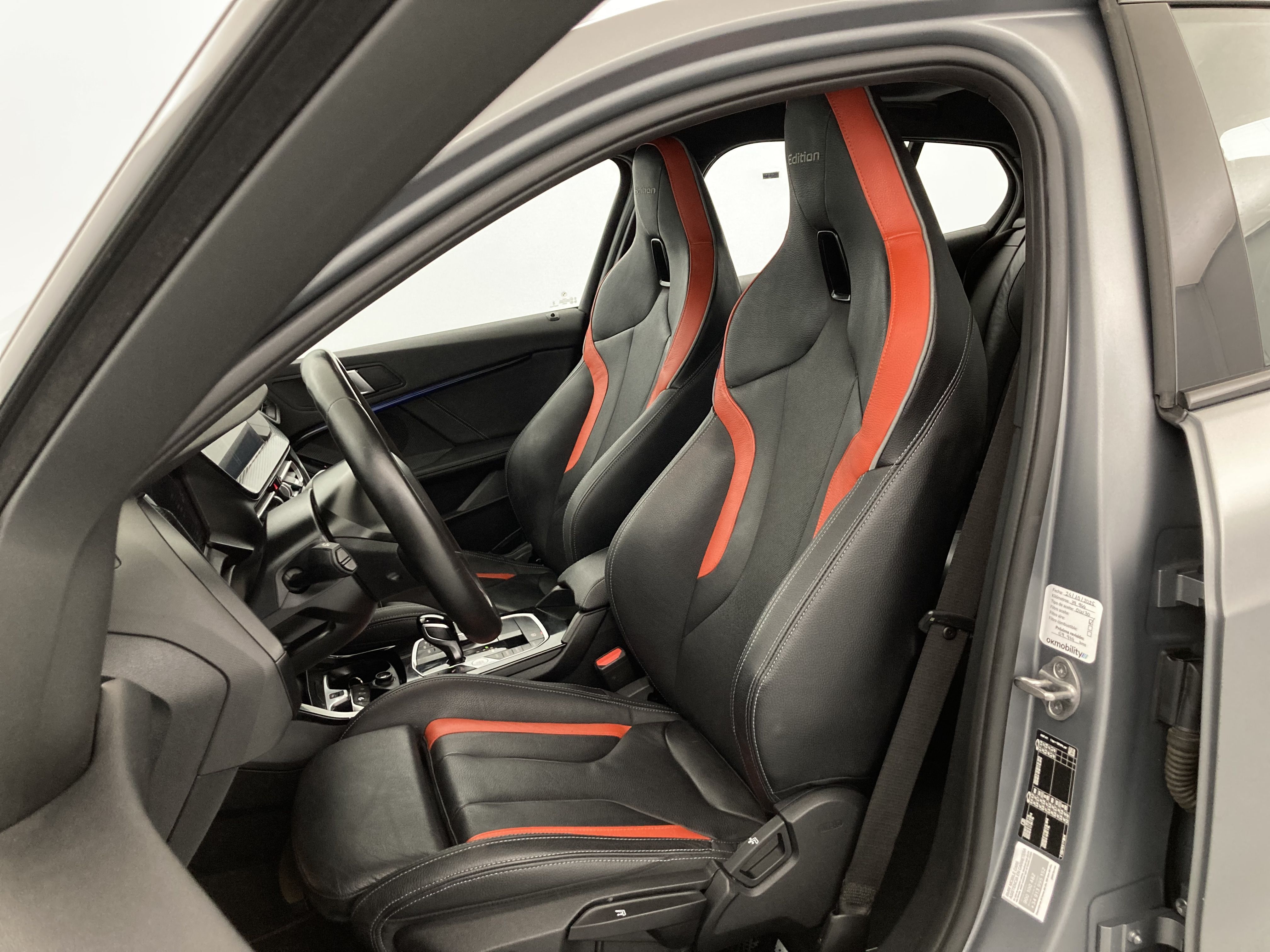 bmw serie 1 m sport colorvision 118I 136 STEPTRONIC 2024 frozen pure grey 17