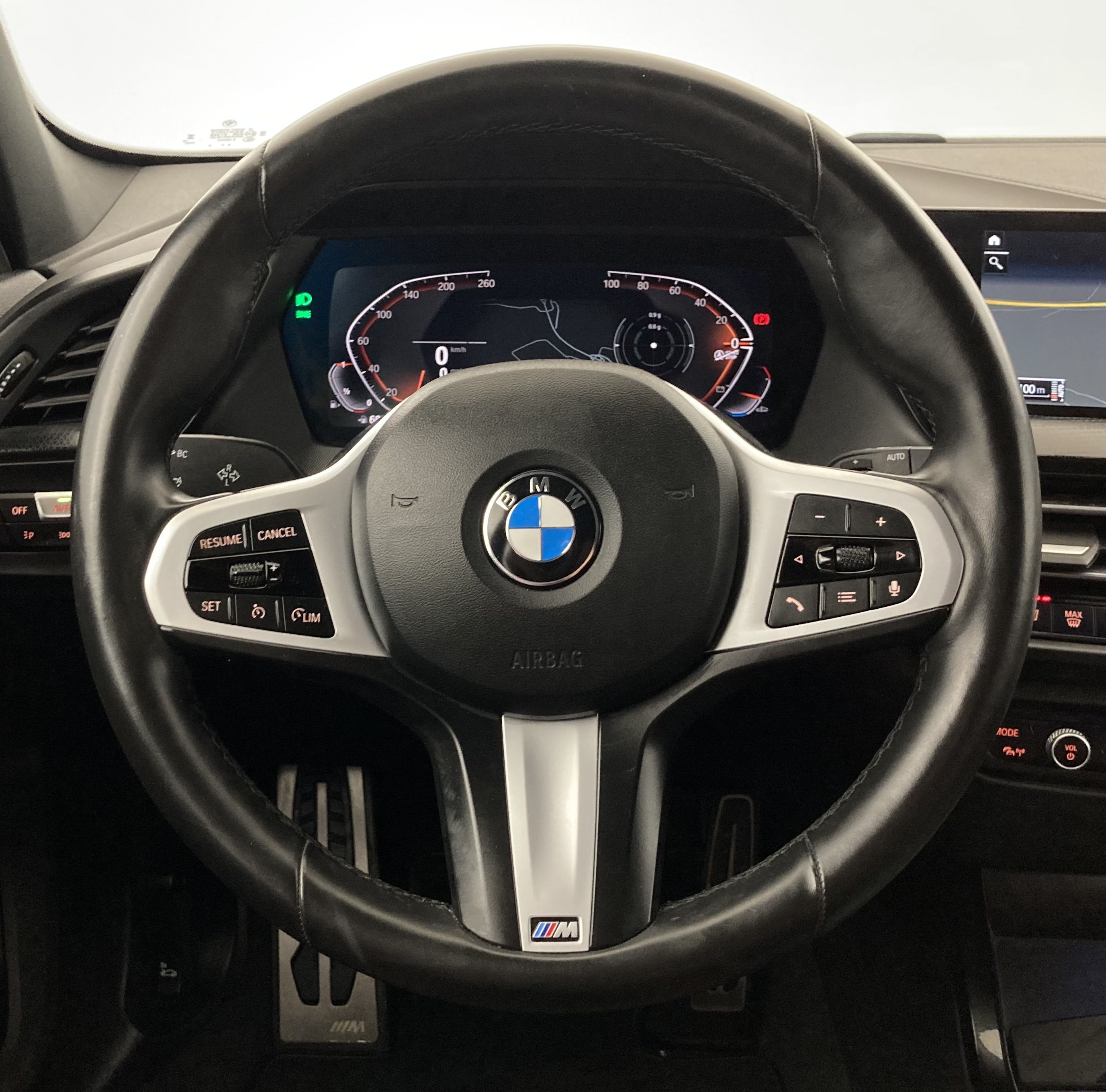 bmw serie 1 m sport colorvision 118I 136 STEPTRONIC 2024 frozen pure grey 20