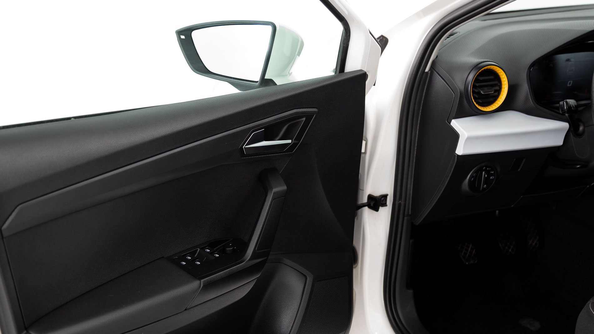 seat ibiza style xl 1.0 MPI 80 2023 blanco 21