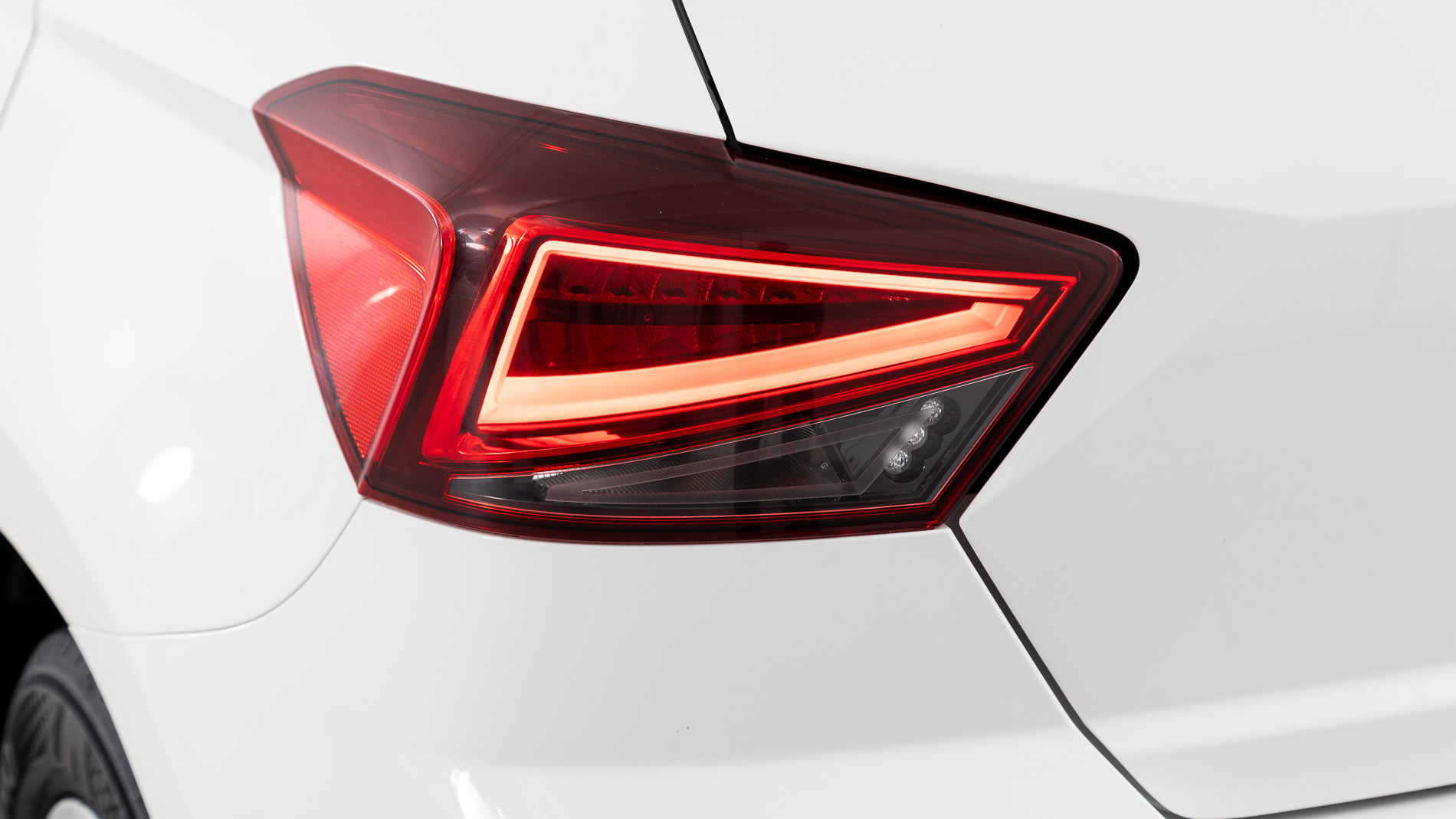 seat ibiza style xl 1.0 MPI 80 2023 blanco 31