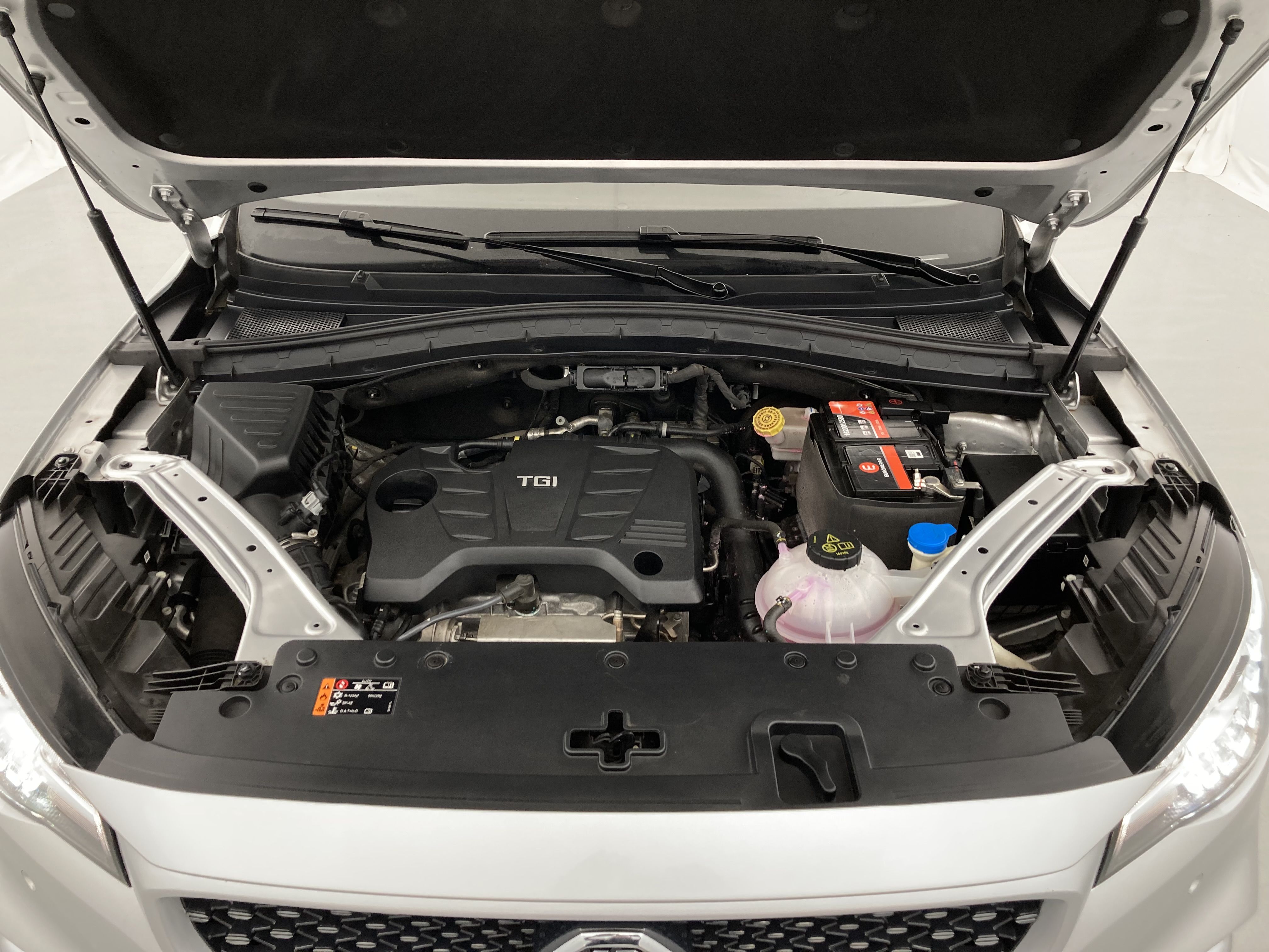 mg hs comfort 1.5 T-GDI 162 AT 2023 silver 28