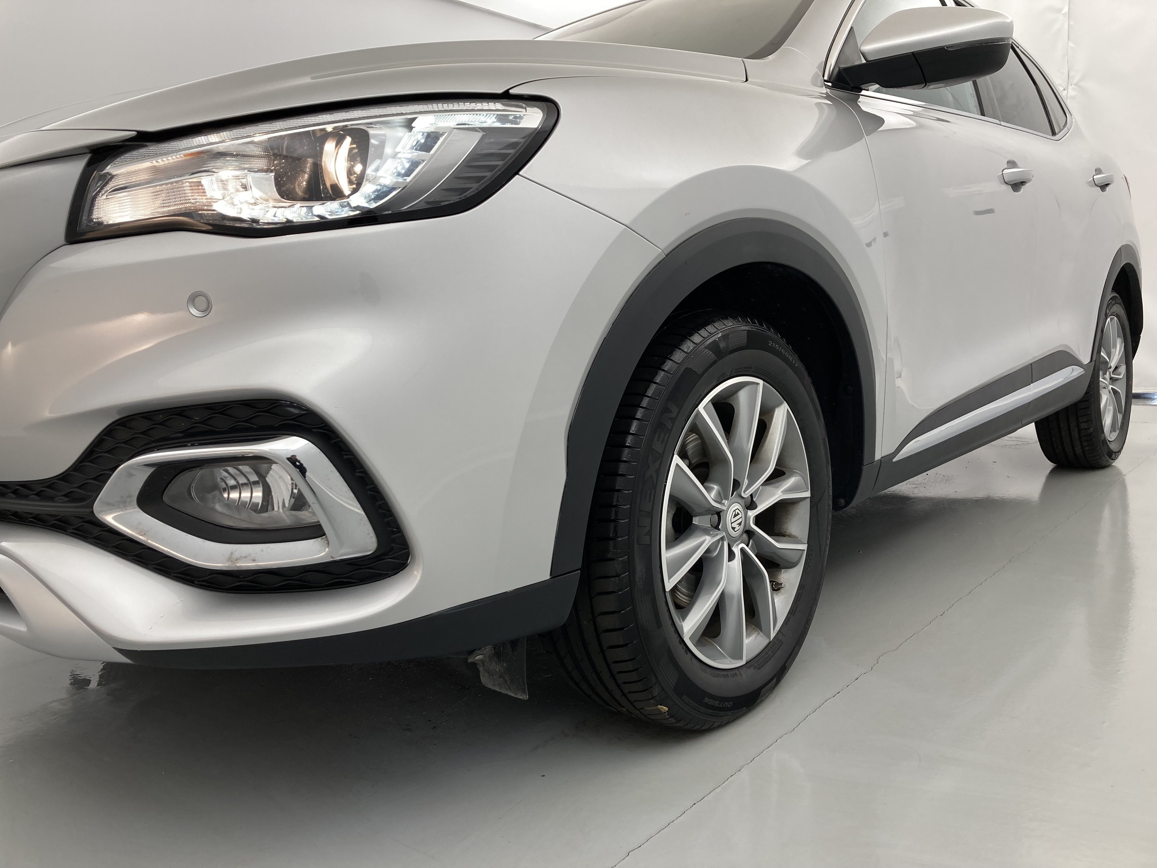 mg hs comfort 1.5 T-GDI 162 AT 2023 silver 29